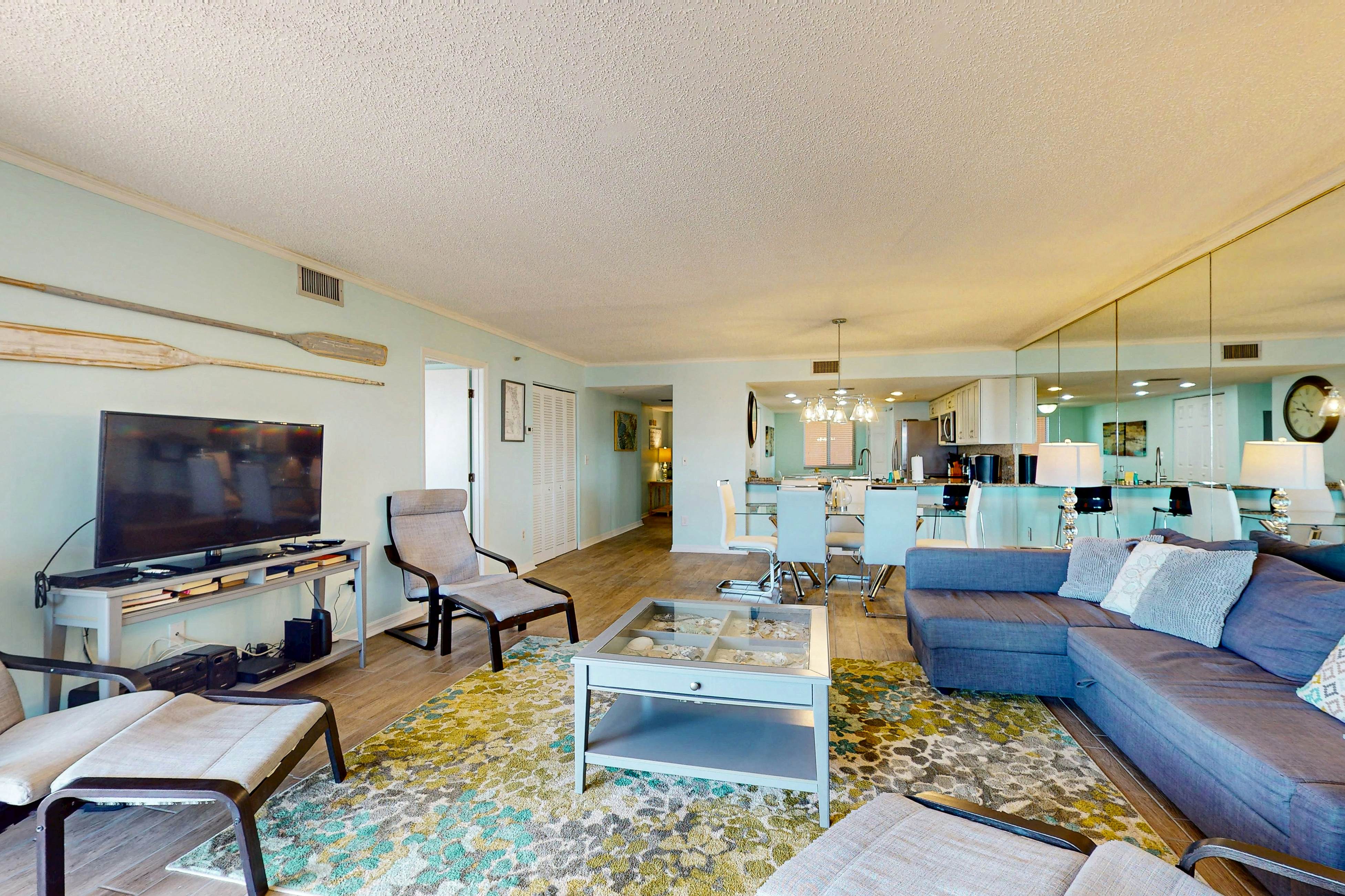 Seashore getaway with partial Gulf view & beachfront heated pool & spa