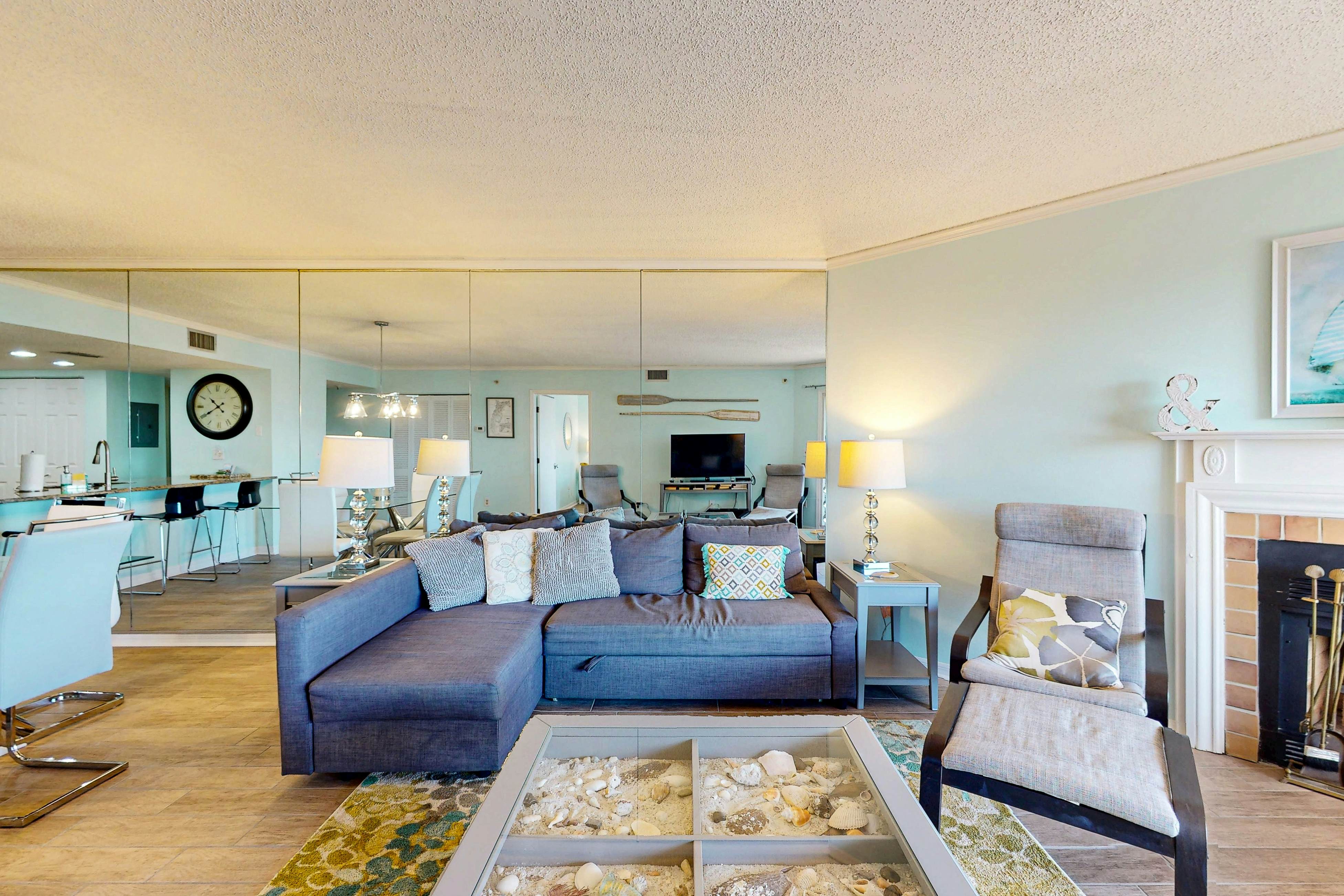 Seashore getaway with partial Gulf view & beachfront heated pool & spa