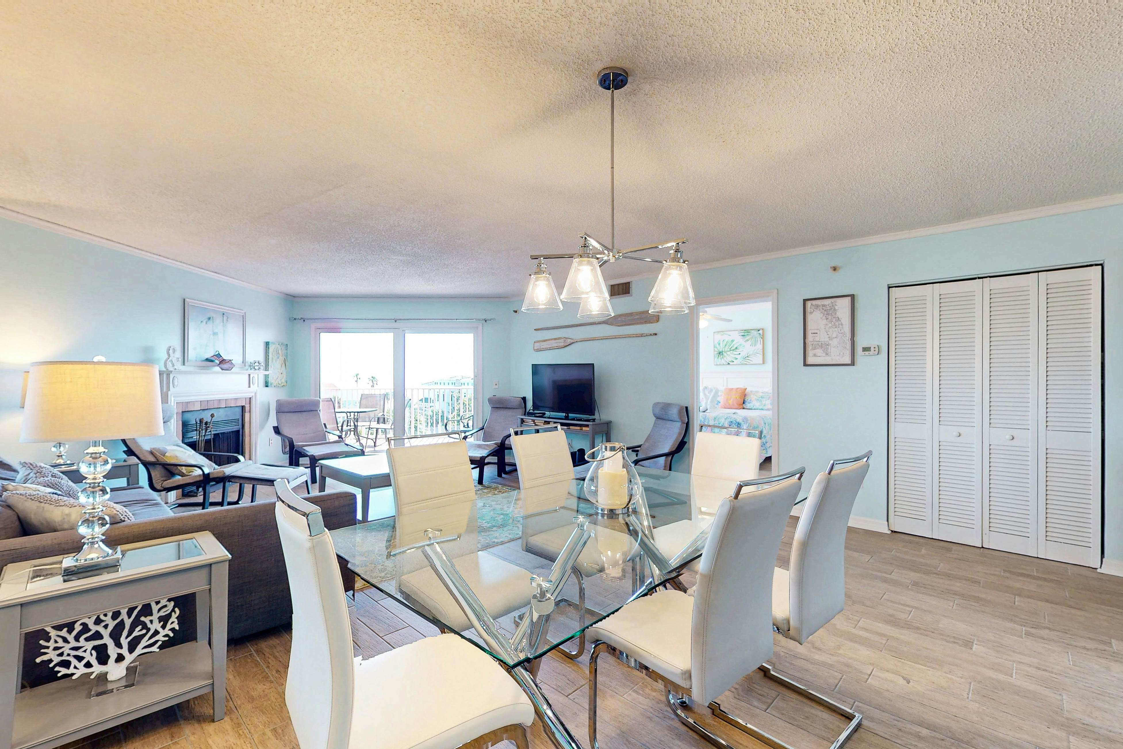 Seashore getaway with partial Gulf view & beachfront heated pool & spa