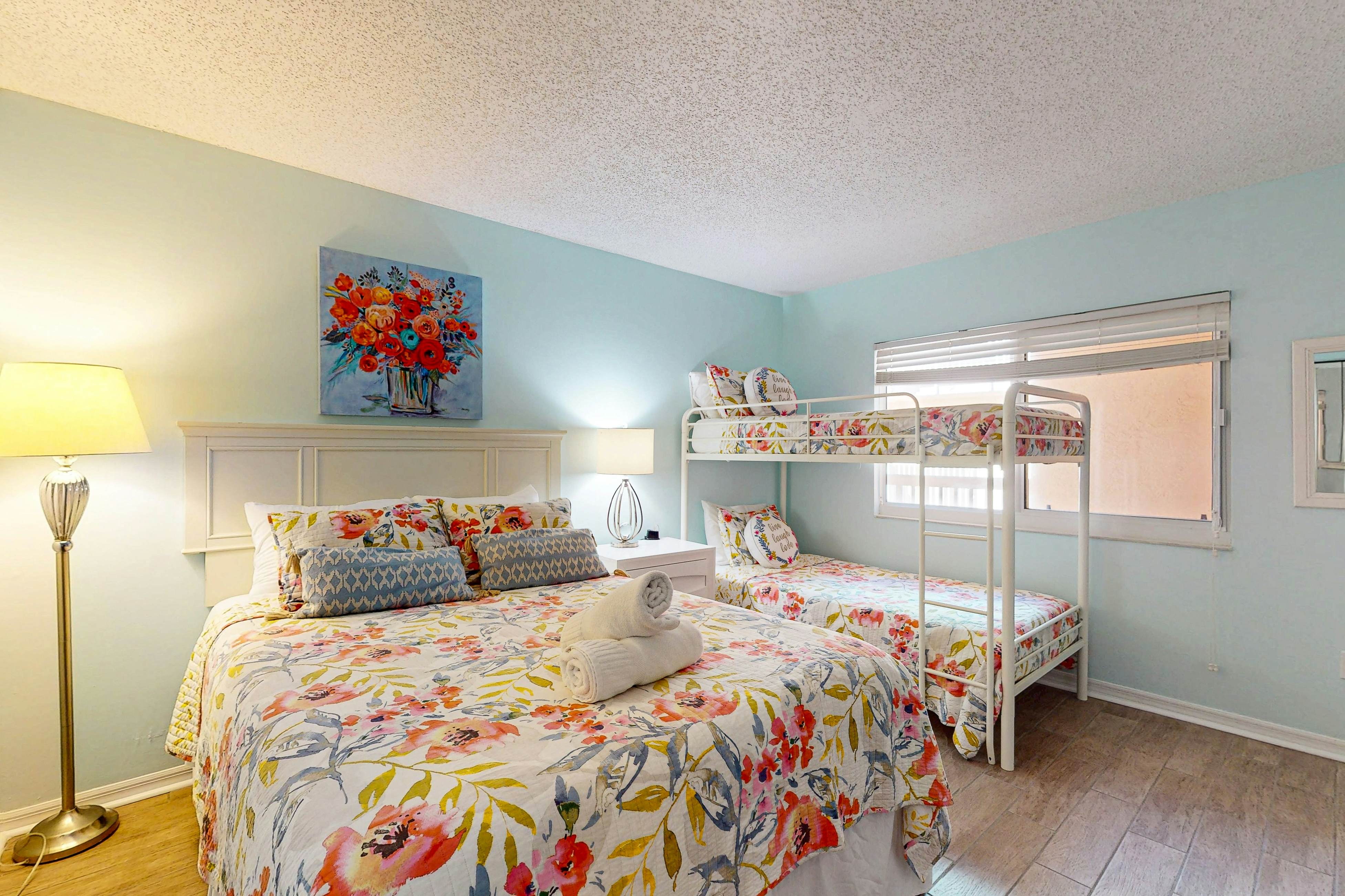 Seashore getaway with partial Gulf view & beachfront heated pool & spa