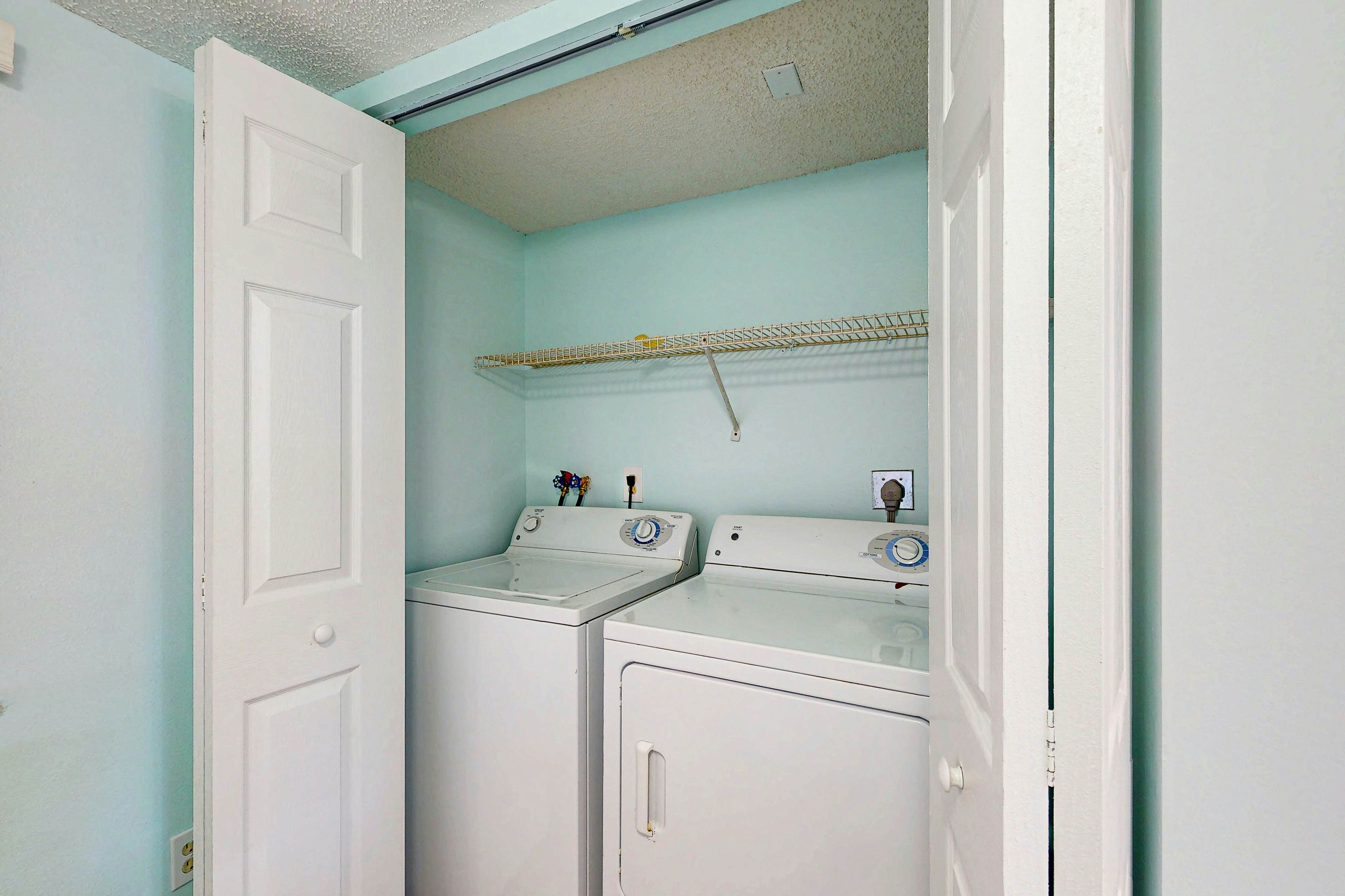 Seashore getaway with partial Gulf view & beachfront heated pool & spa