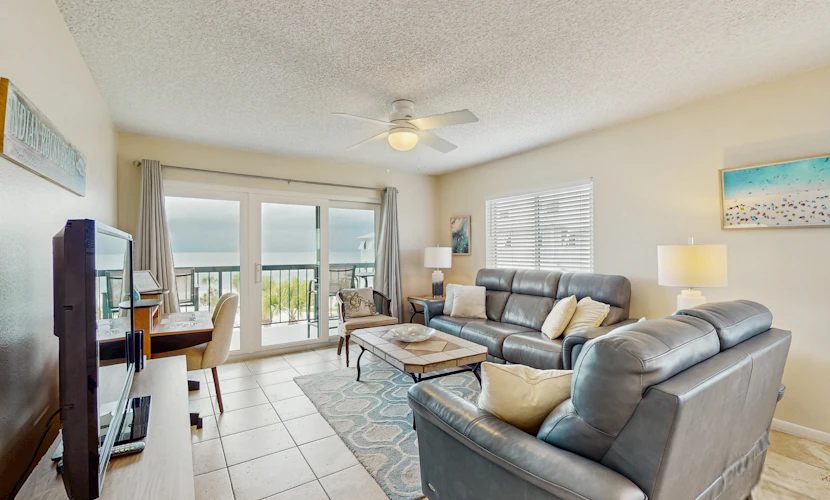 Sand Castle condo with Gulf view balcony heated pool hot tub and beach access