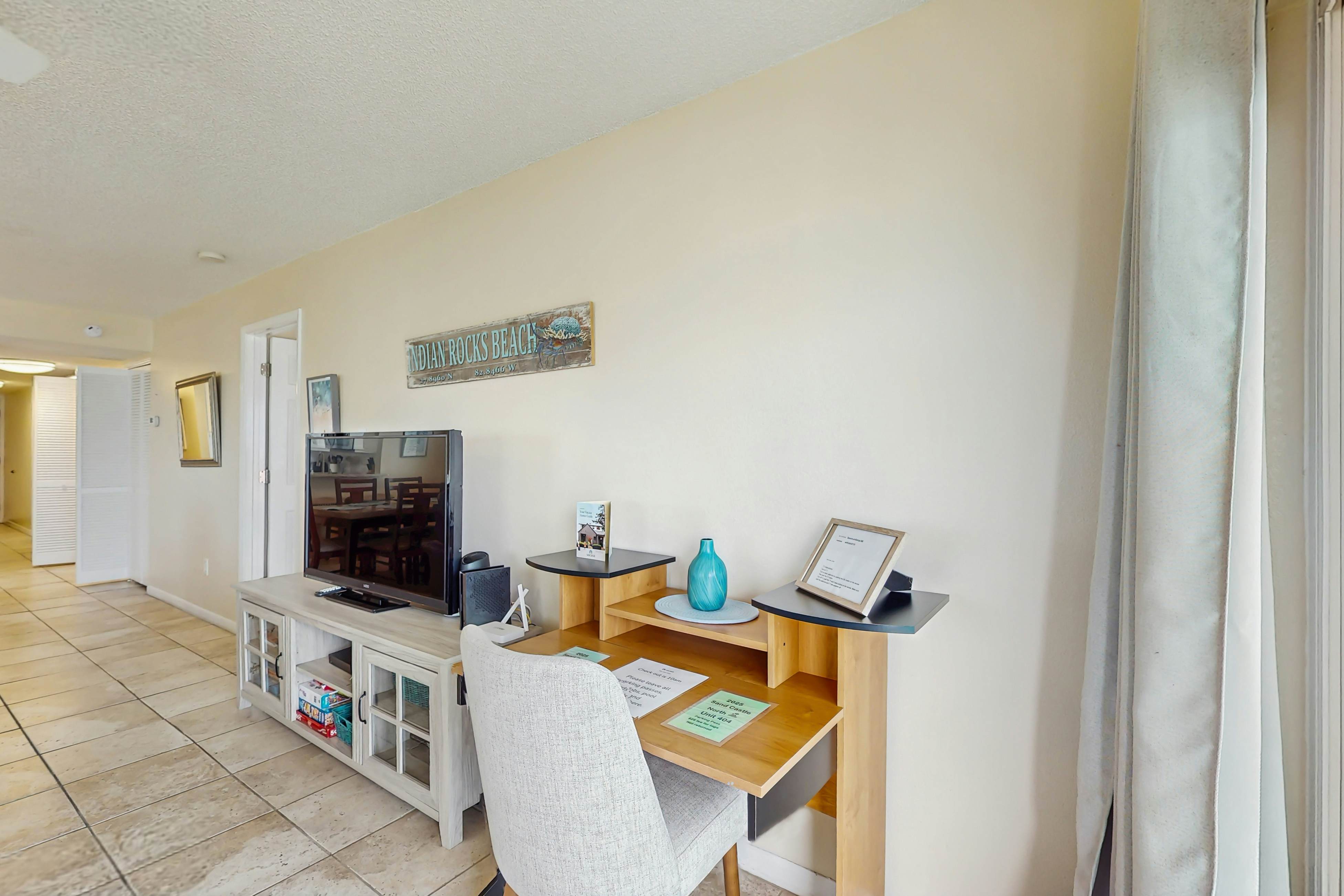 Sand Castle condo with Gulf-view balcony, heated pool, hot tub & beach access