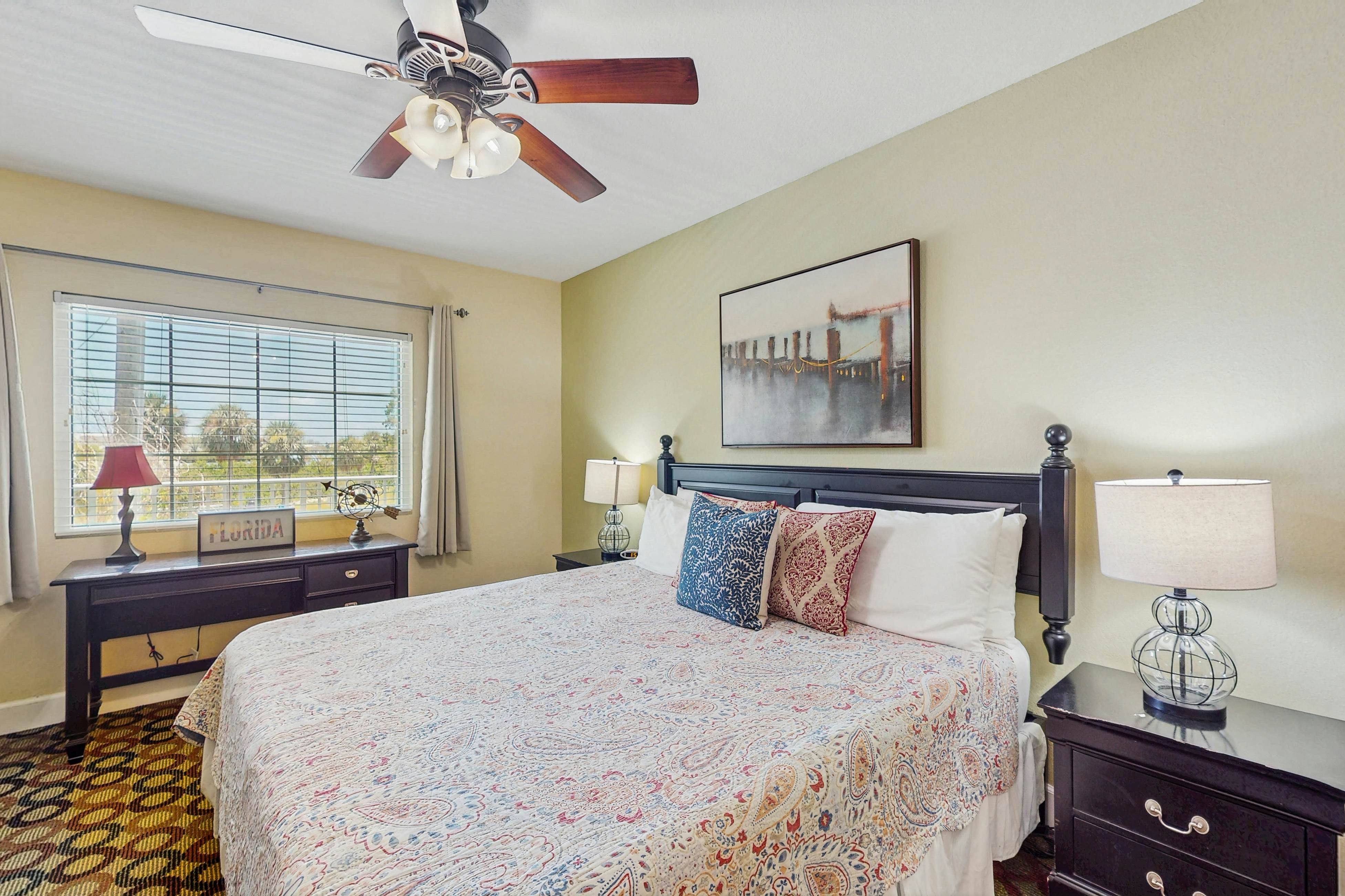 Stylish, snowbird-friendly condo near the beach with AC & W/D - dog-friendly