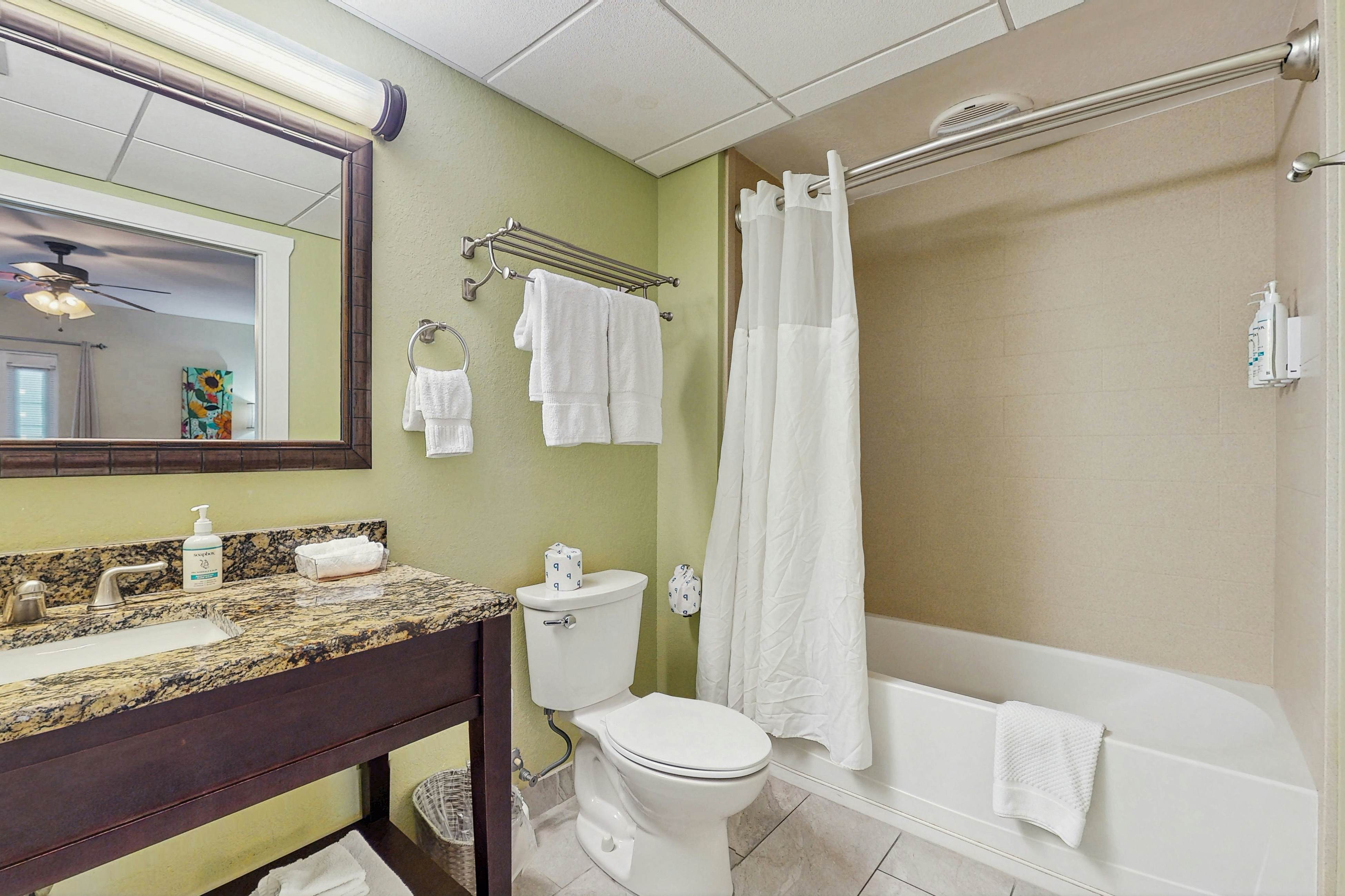 Stylish, snowbird-friendly condo near the beach with AC & W/D - dog-friendly