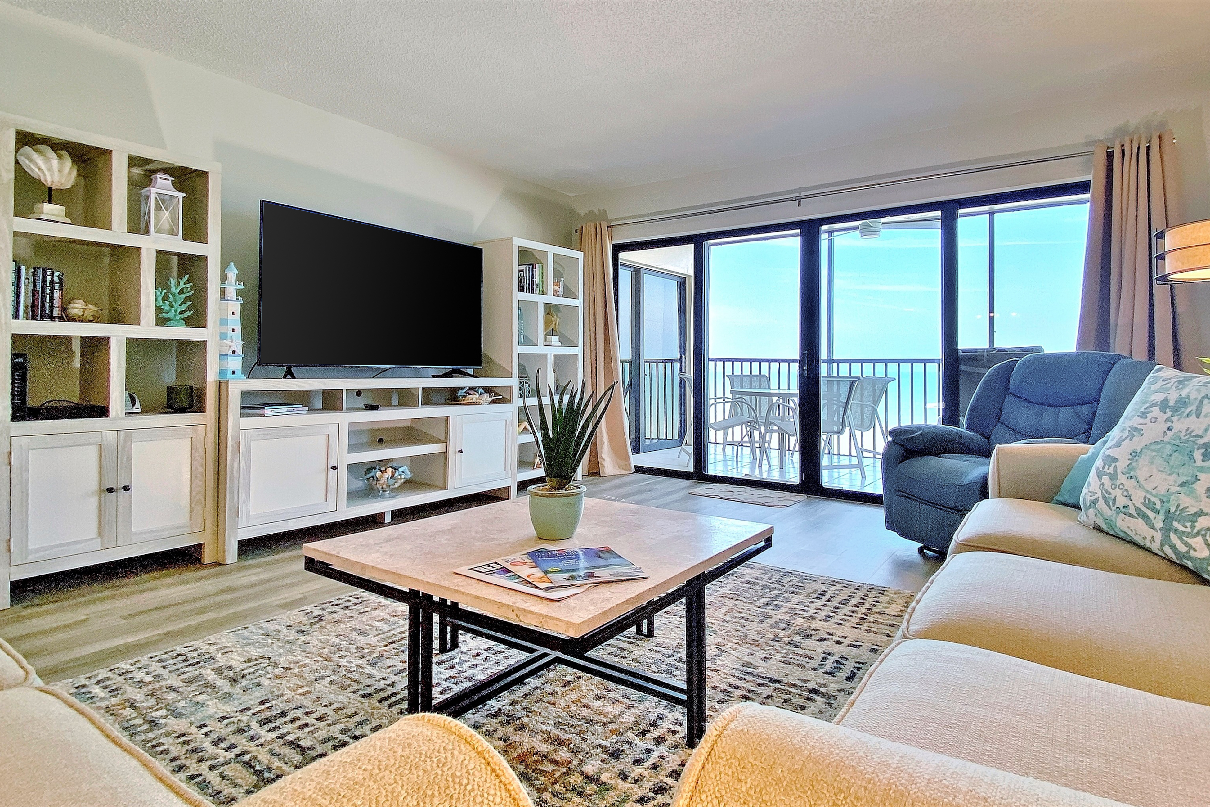 Pristine condo with sweeping Gulf views pool sauna and tennis