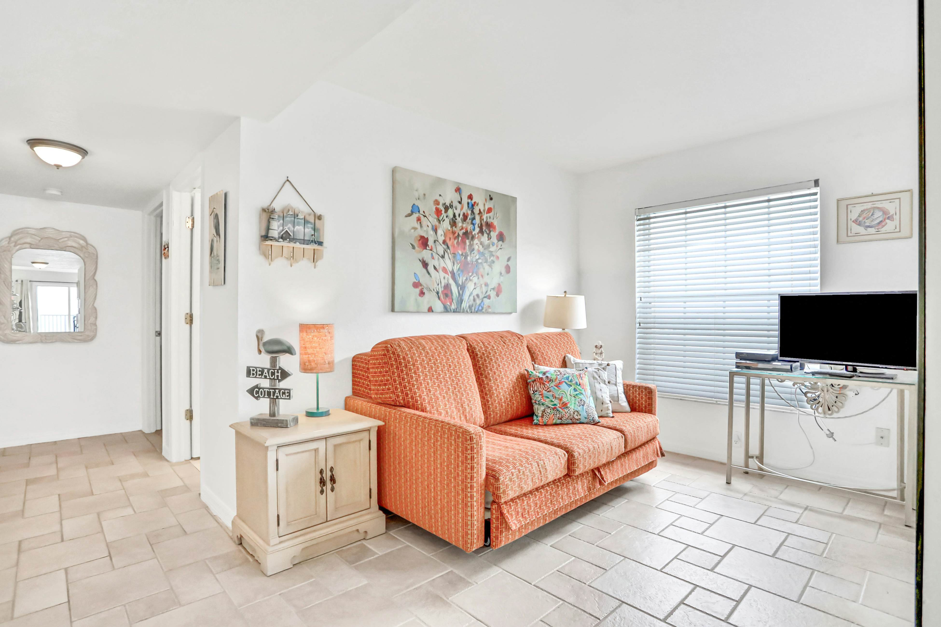 Blissful condo with pool - Gulf-view balcony, private W/D & central AC