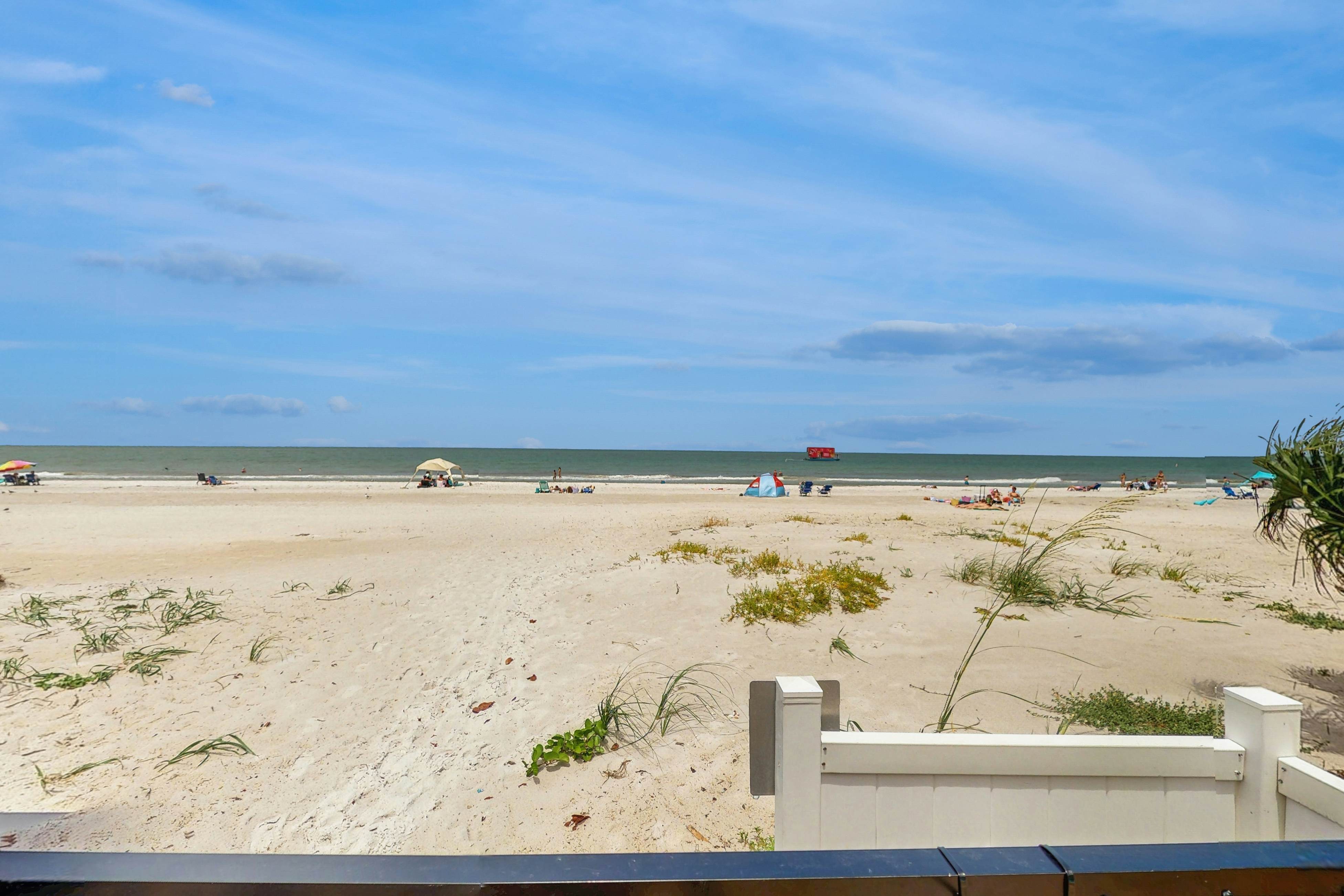 Blissful condo with pool - Gulf-view balcony, private W/D & central AC