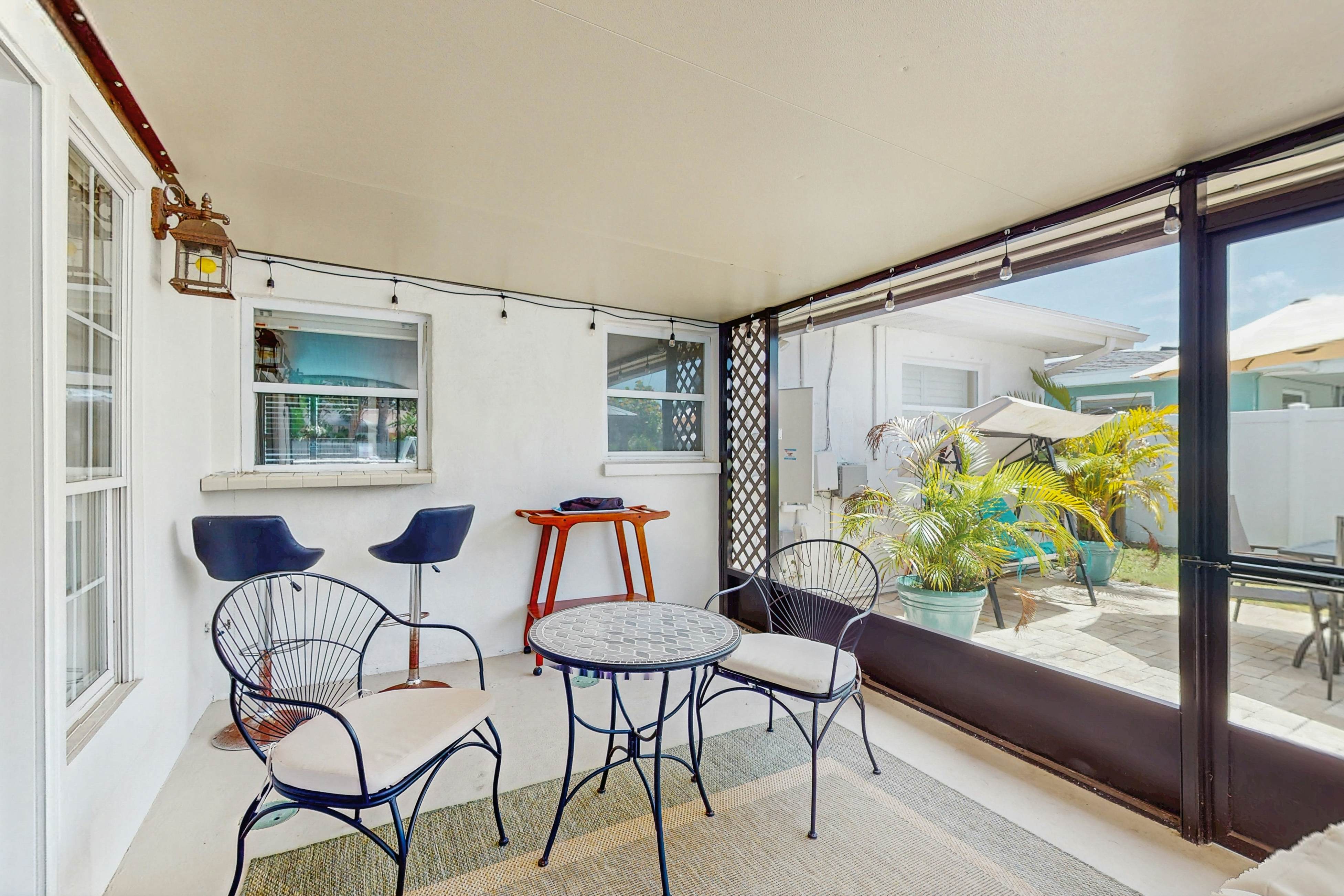 Blissful condo with pool - Gulf-view balcony, private W/D & central AC