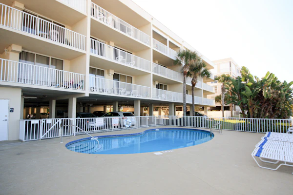 Oceanview condo with pool central AC WiFi washer dryer snowbirds welcome