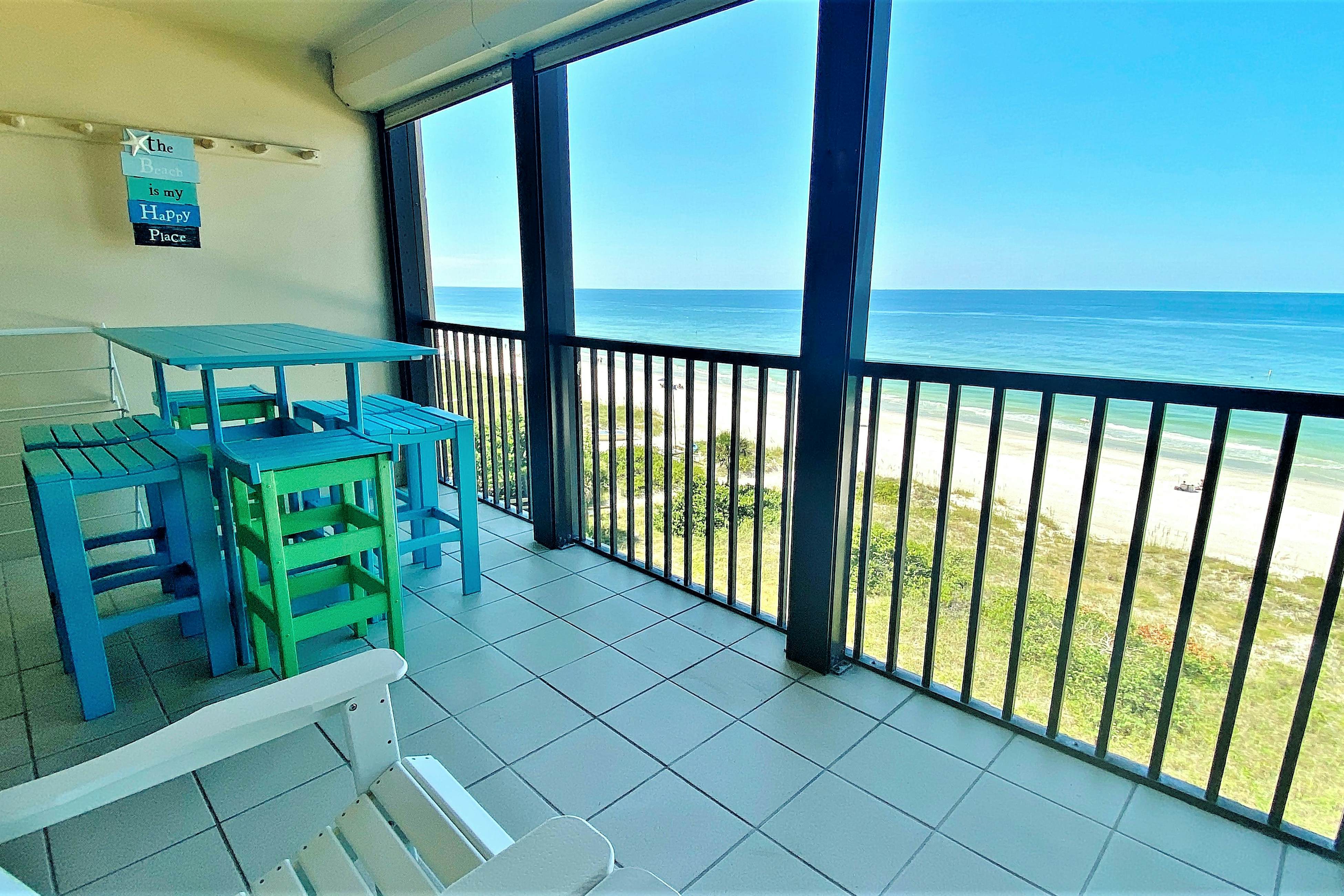 Coastal condo with unbeatable beachfront views - pool & beach access