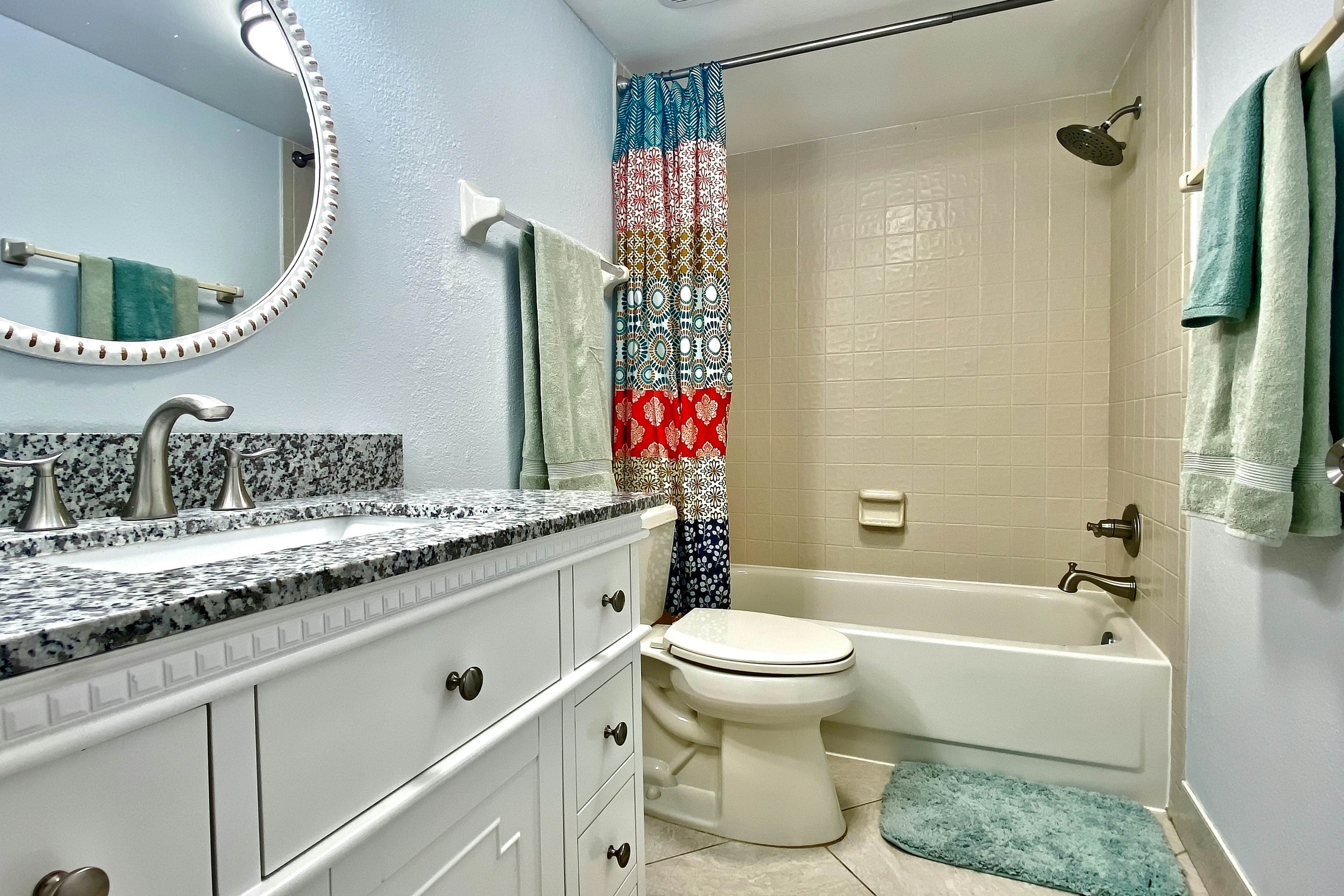 Coastal condo with unbeatable beachfront views - pool & beach access