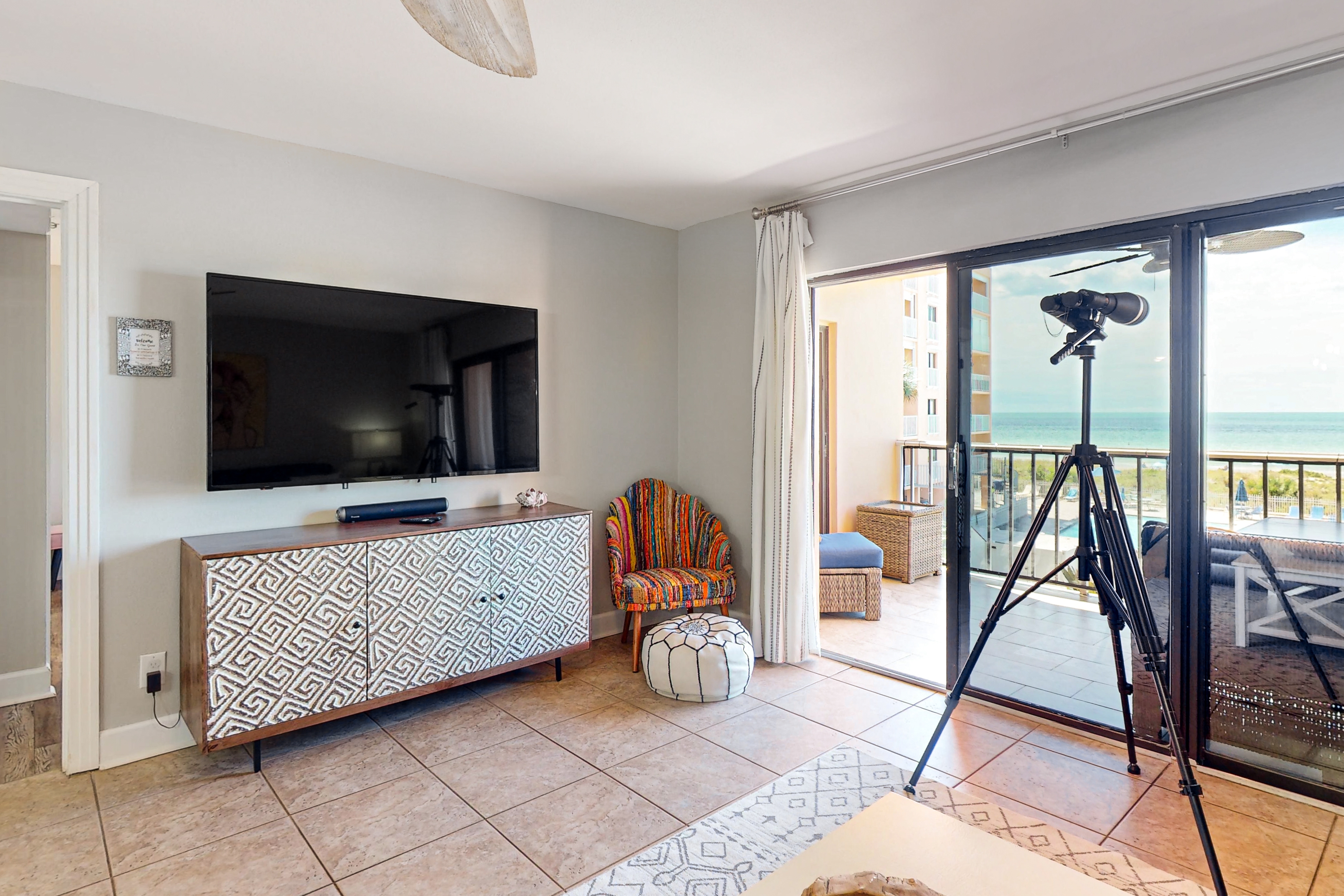 Dog friendly beachfront condo with pool hot tub tennis and AC snowbird friendly