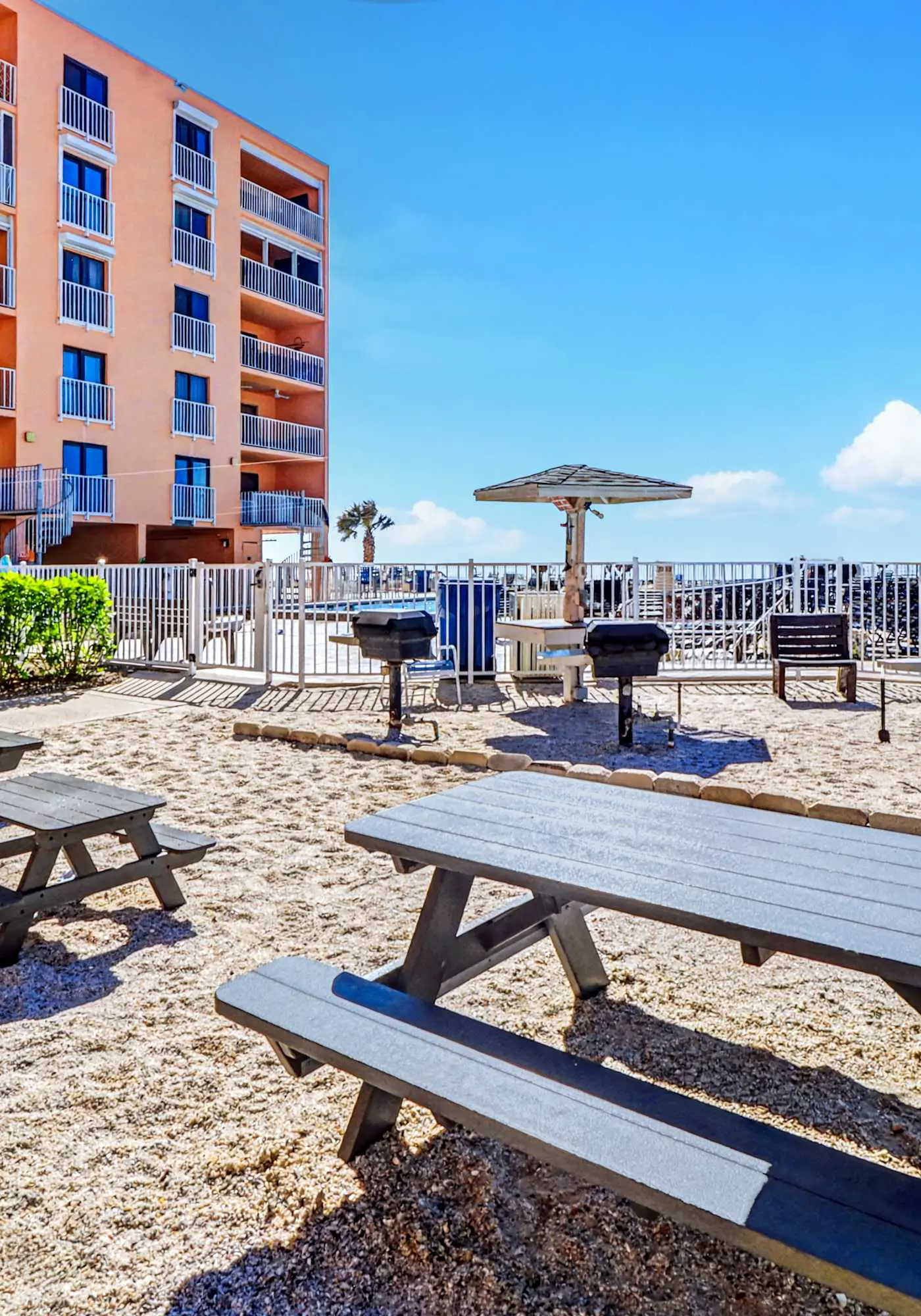 Dog friendly beachfront condo with pool hot tub tennis and AC snowbird friendly