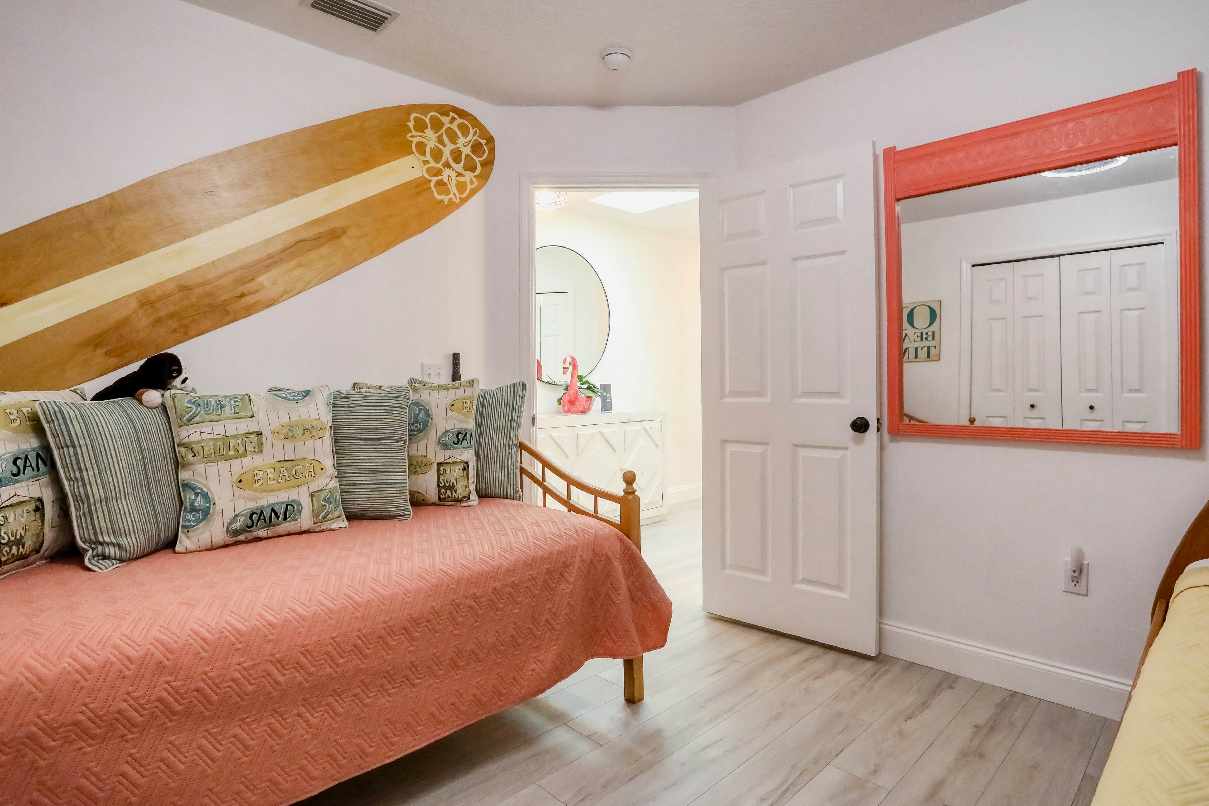 Beautifully Updated Dog Friendly Condo with Heated Pool and Ocean View