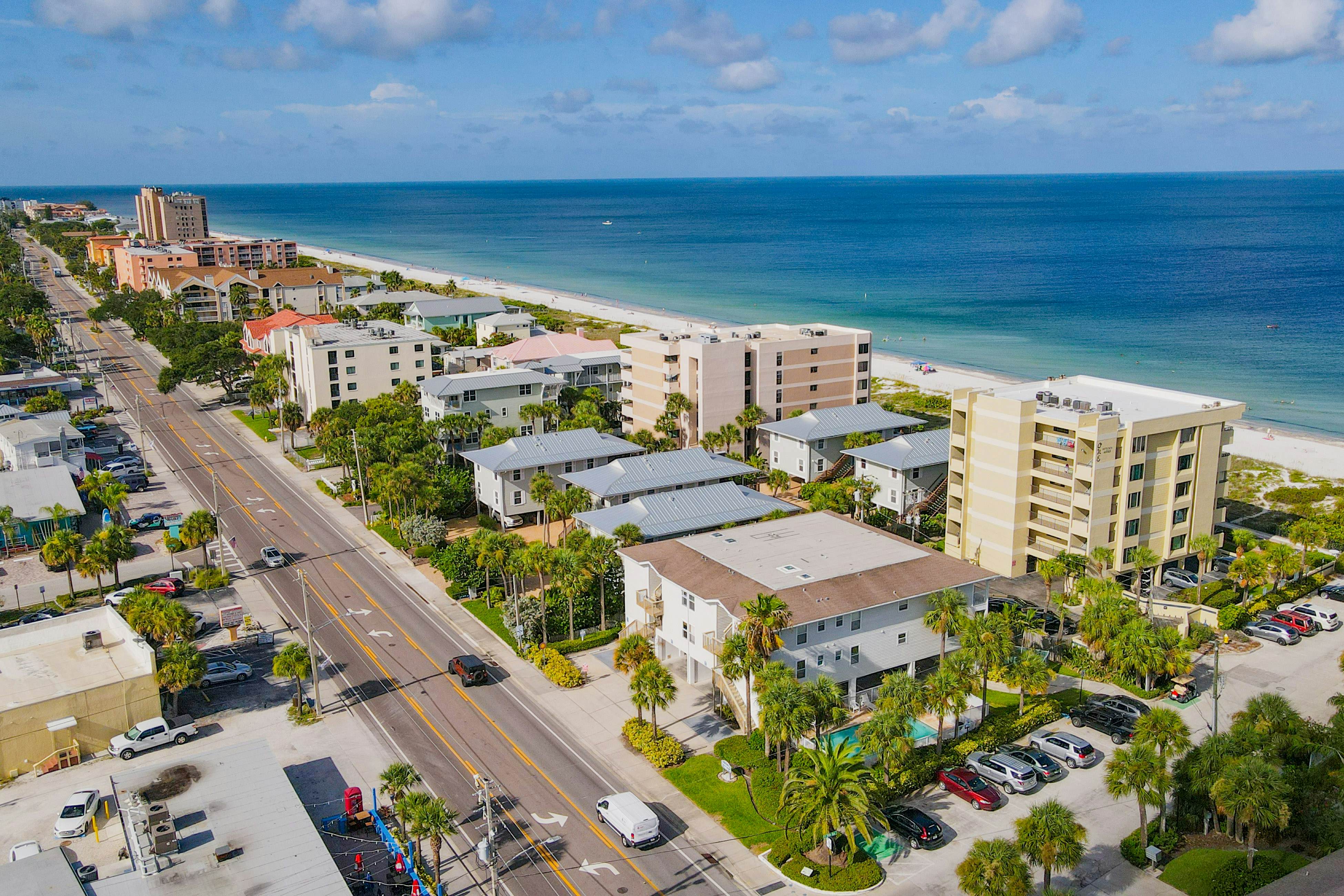 Beautifully Updated Dog Friendly Condo with Heated Pool and Ocean View