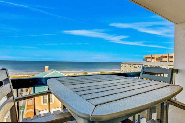 Newly renovated top floor corner condo with Gulf front views pool and hot tub