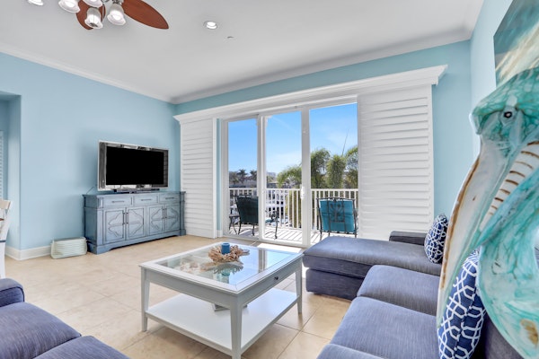 Beautiful 3 level bayfront home amazing views dock and community pool