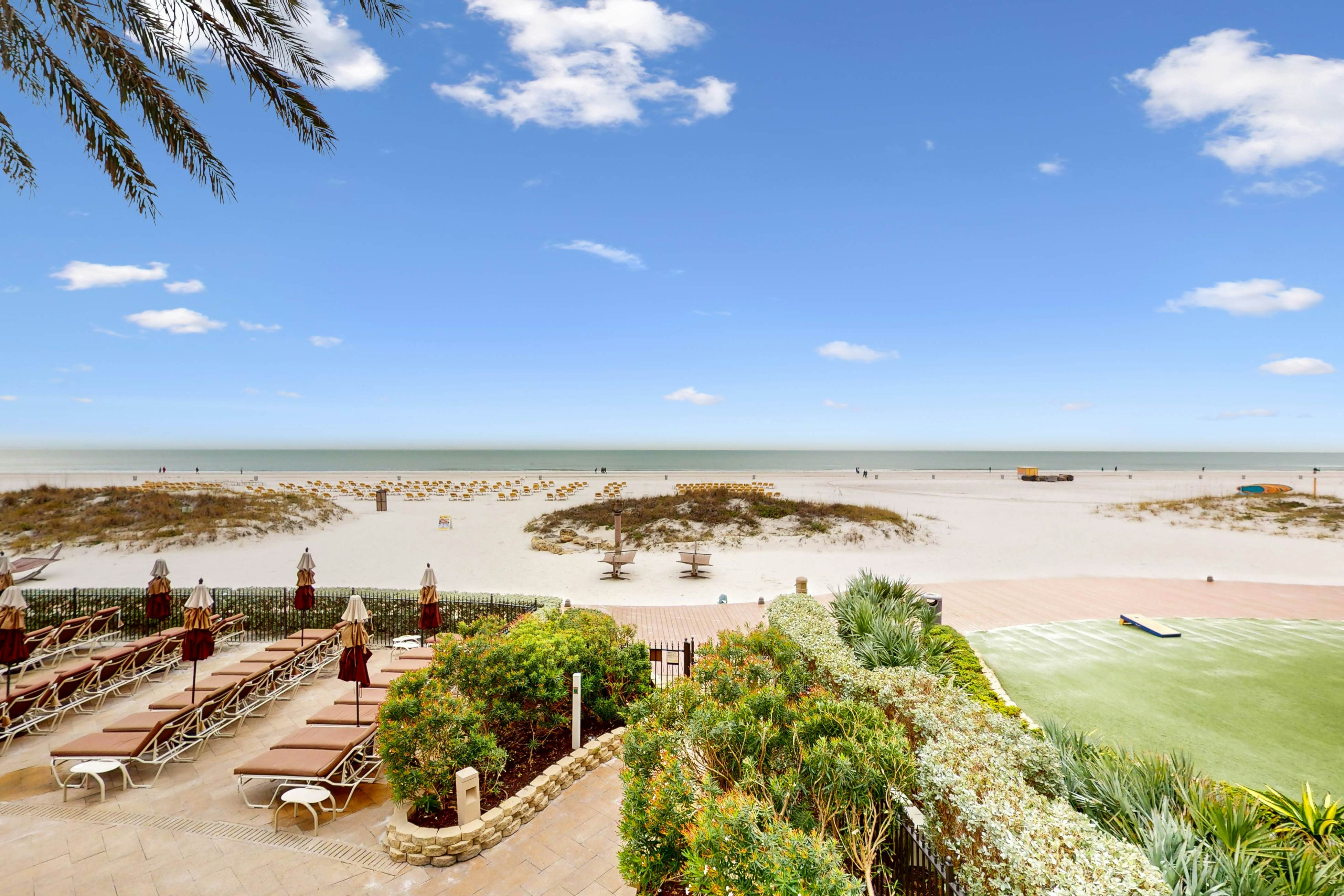 City View condo with beach access, pools, hot tub, gym, AC, & W/D