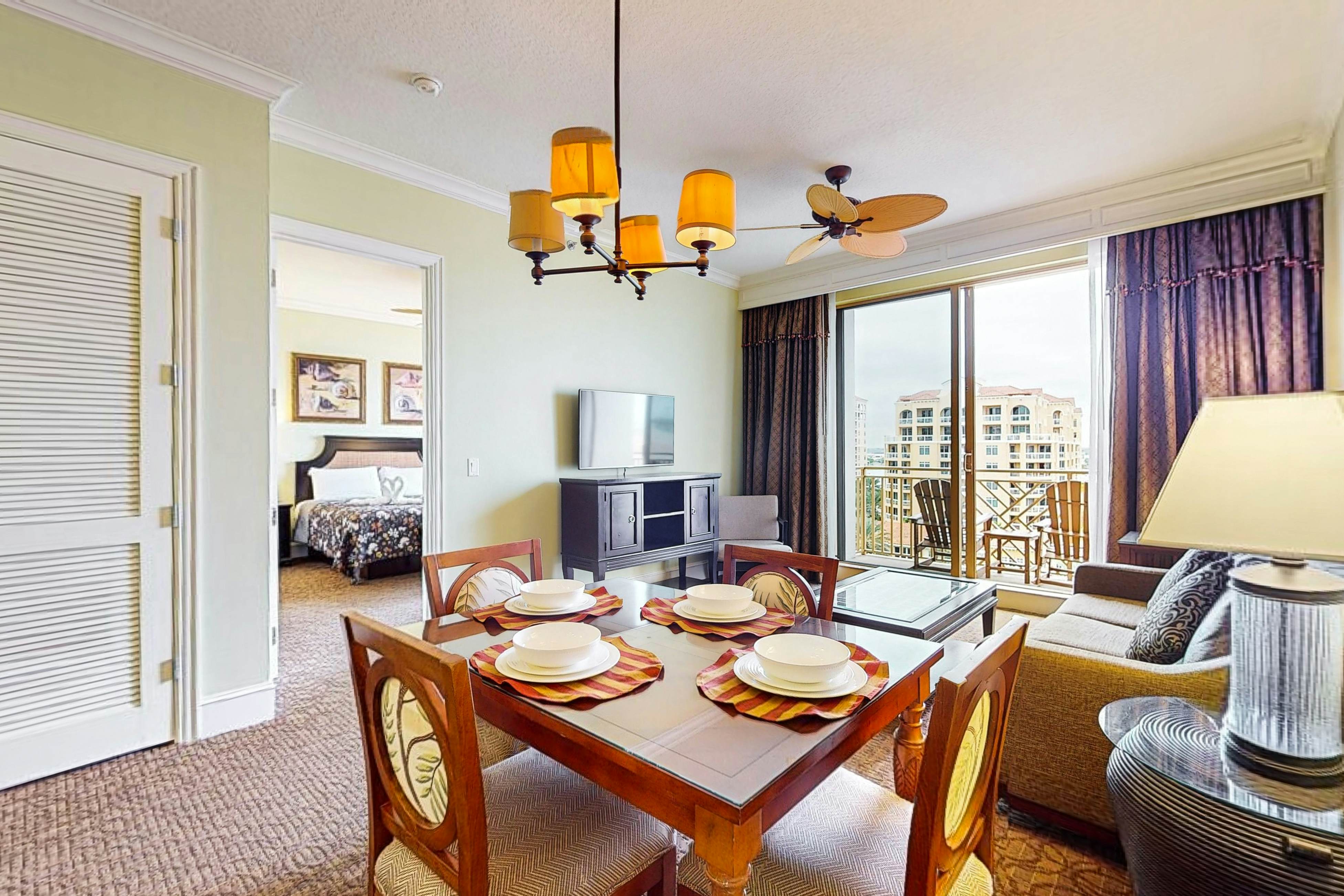 City View condo with beach access, pools, hot tub, gym, AC, & W/D