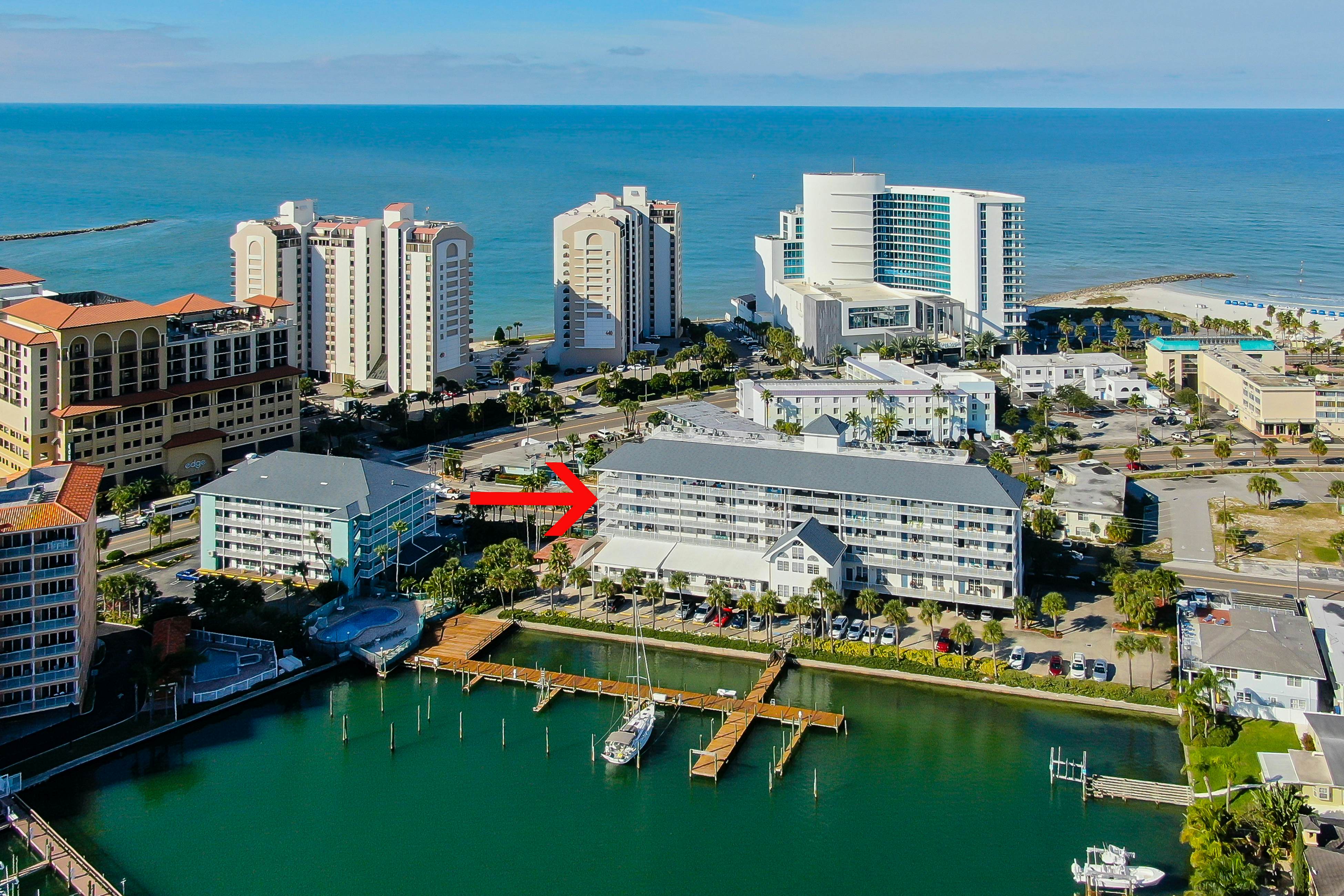 Third-floor condo with pool access, fast WiFi, central AC, & W/D - snowbirds OK