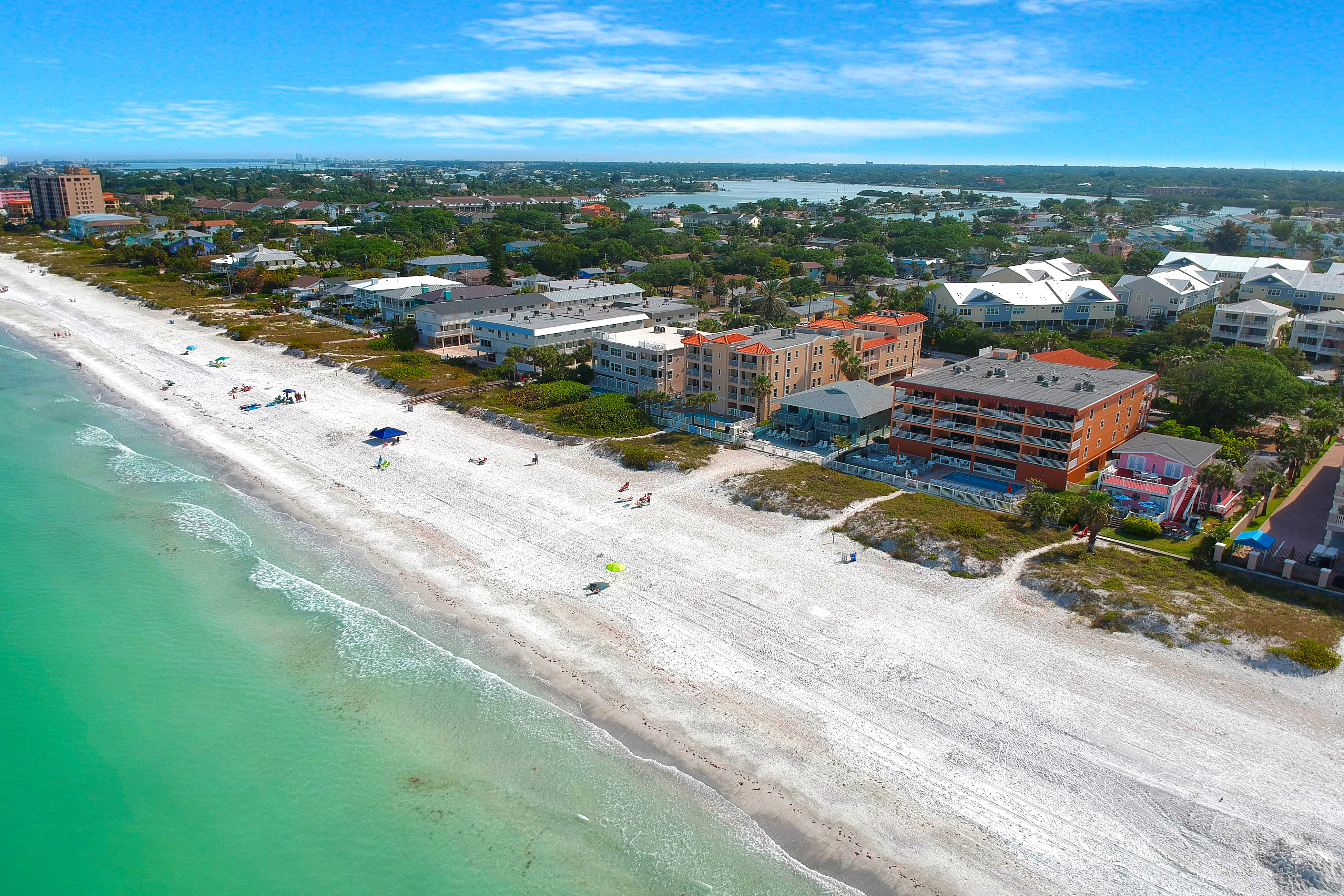 Oceanfront condo with WiFi pool and views walk to dining and attractions