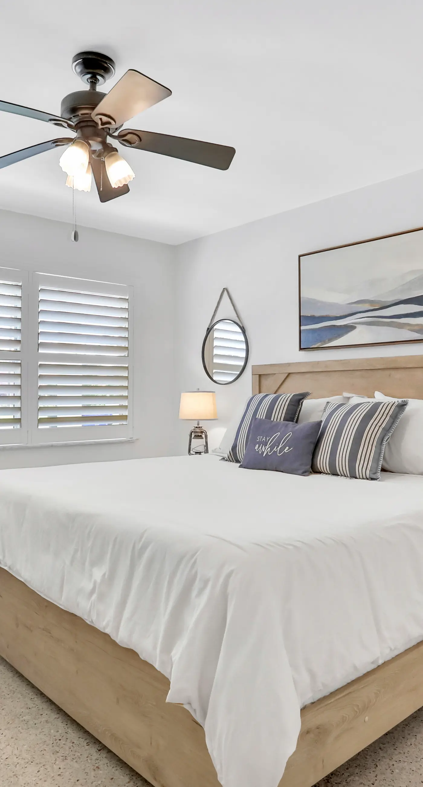 Renovated duplex near Honeymoon Caladesi Island with patio AC and WD
