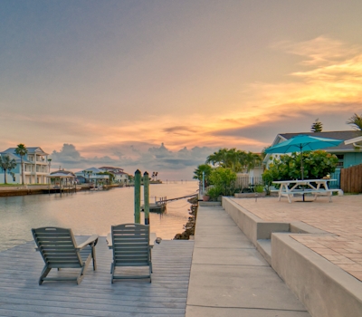 Gulf coast getaway with dock dolphins sunset views family friendly and WD