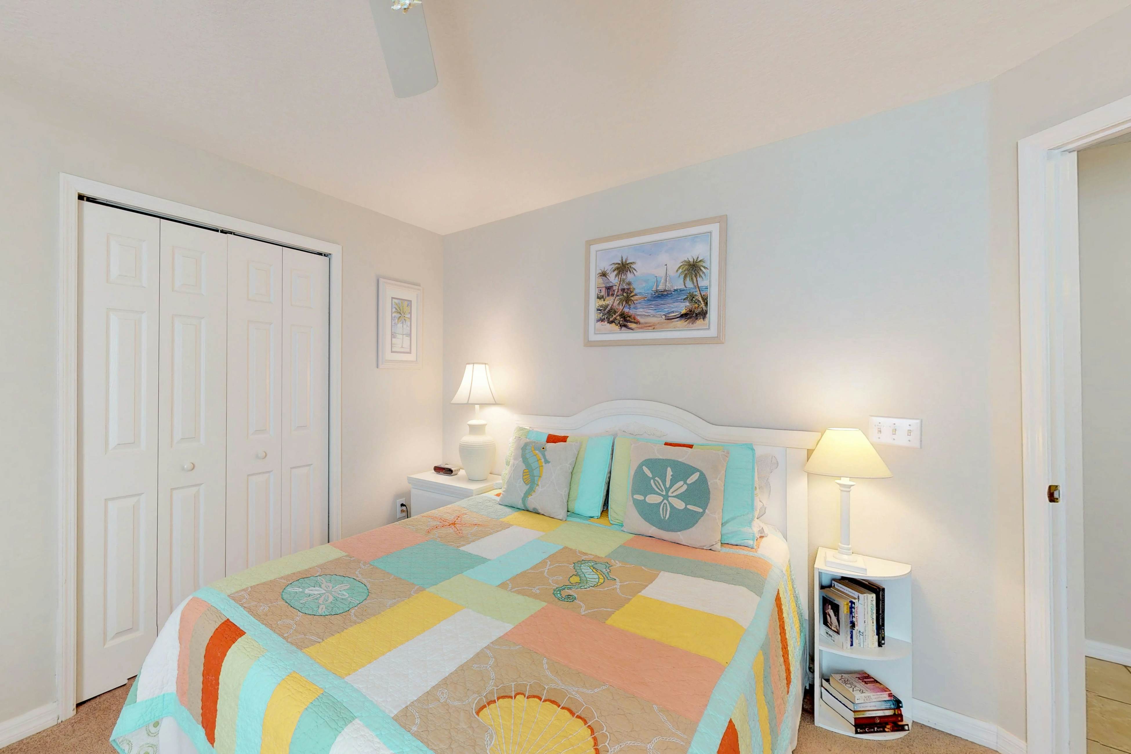 Corner waterfront condo with pool, Gulf views & easy beach access