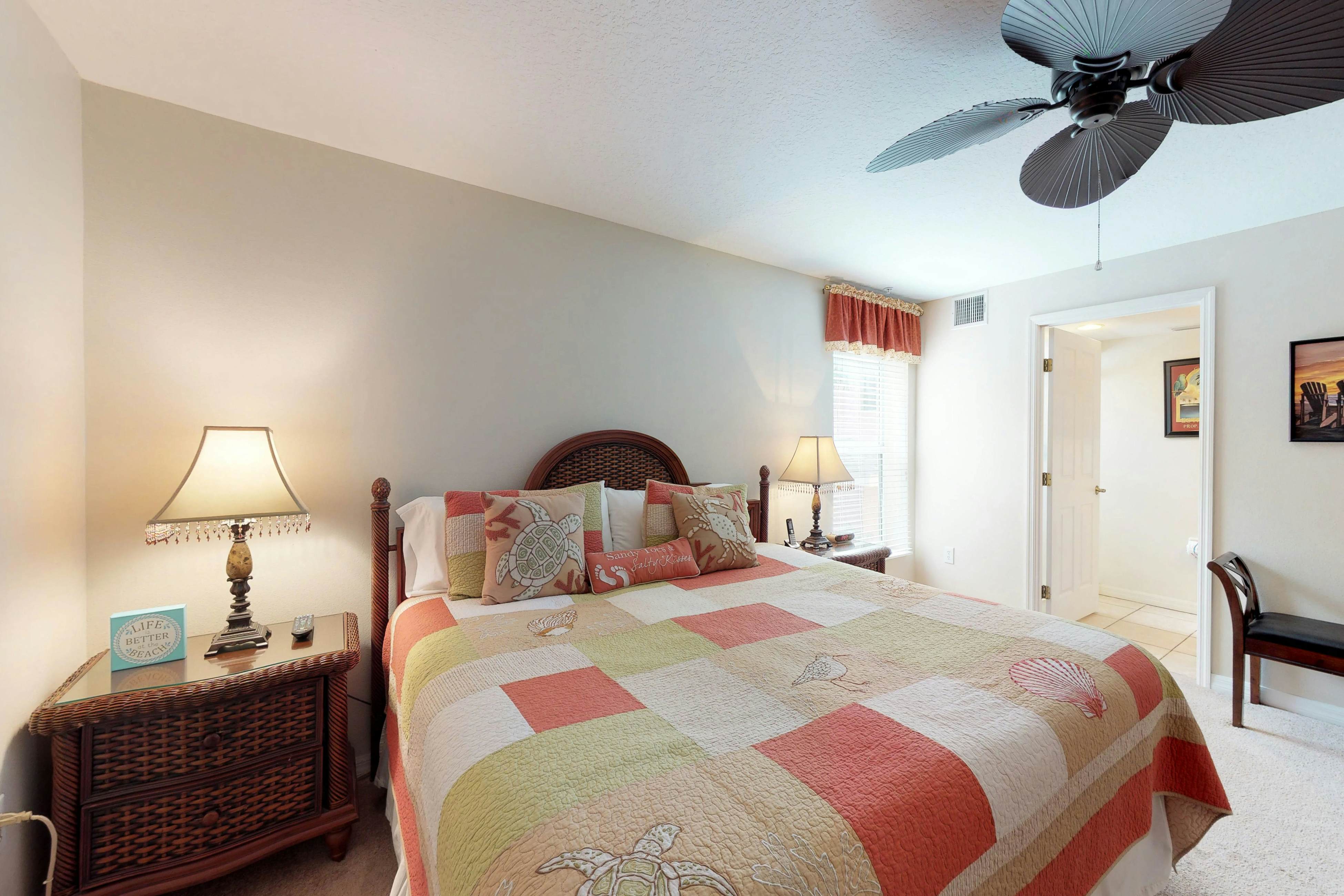 Corner waterfront condo with pool, Gulf views & easy beach access