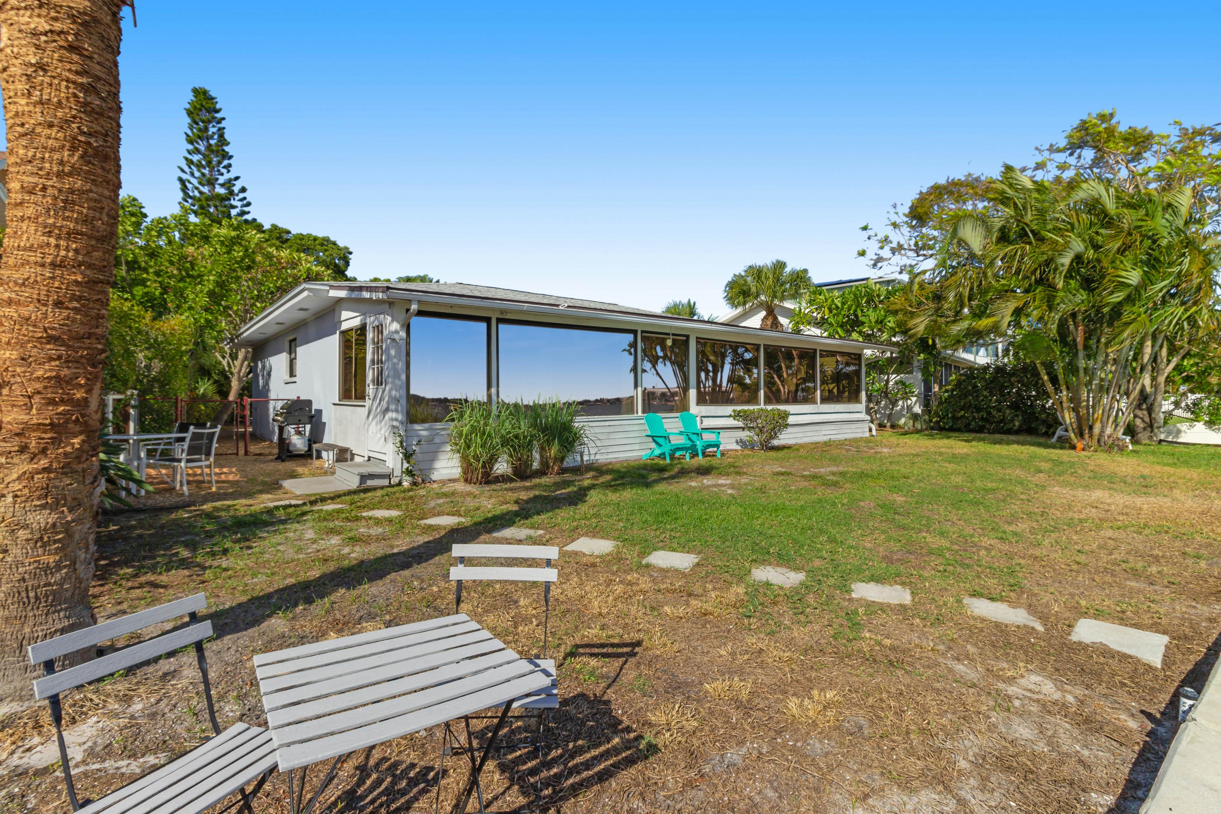 Waterfront home with deck, garden, WiFi & central AC - dog-friendly