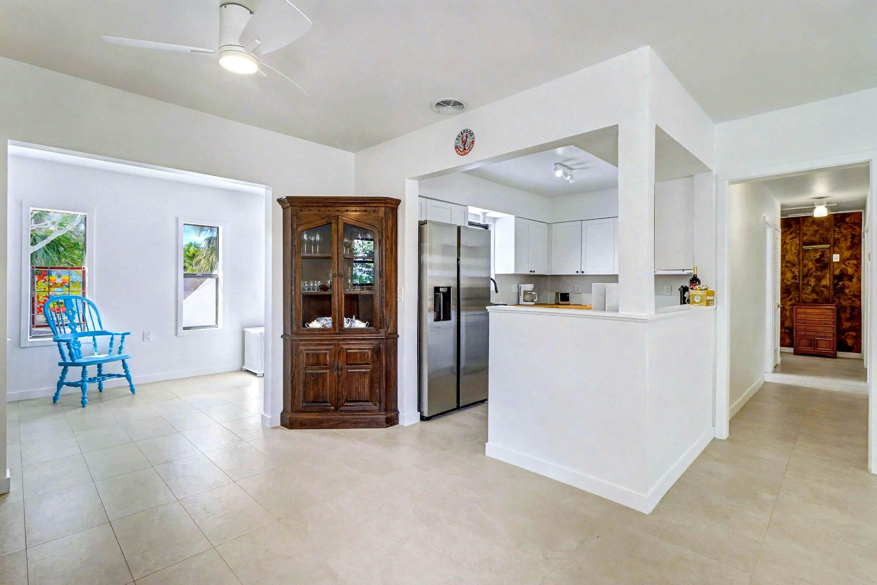 Waterfront home with deck, garden, WiFi & central AC - dog-friendly