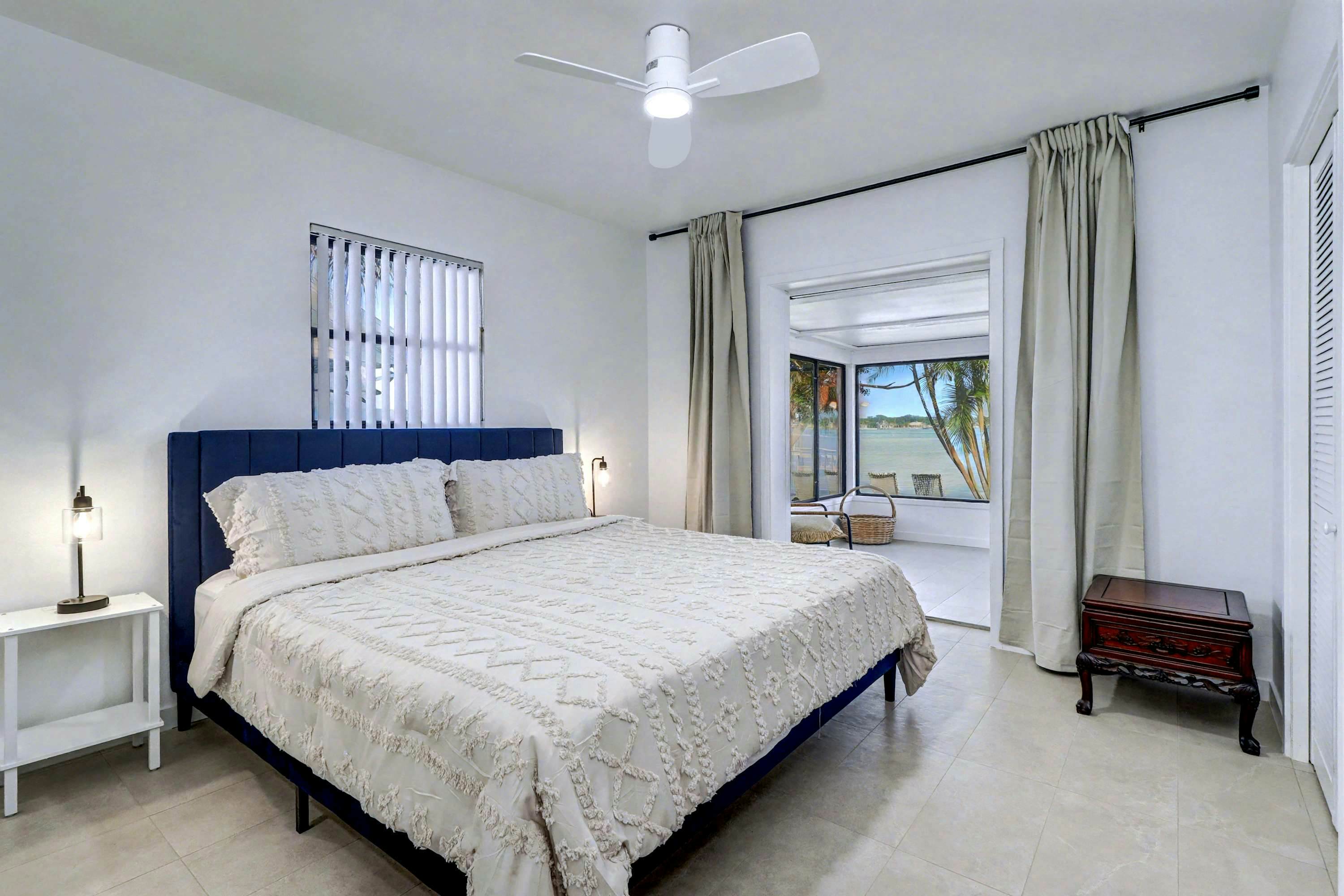 Waterfront home with deck, garden, WiFi & central AC - dog-friendly