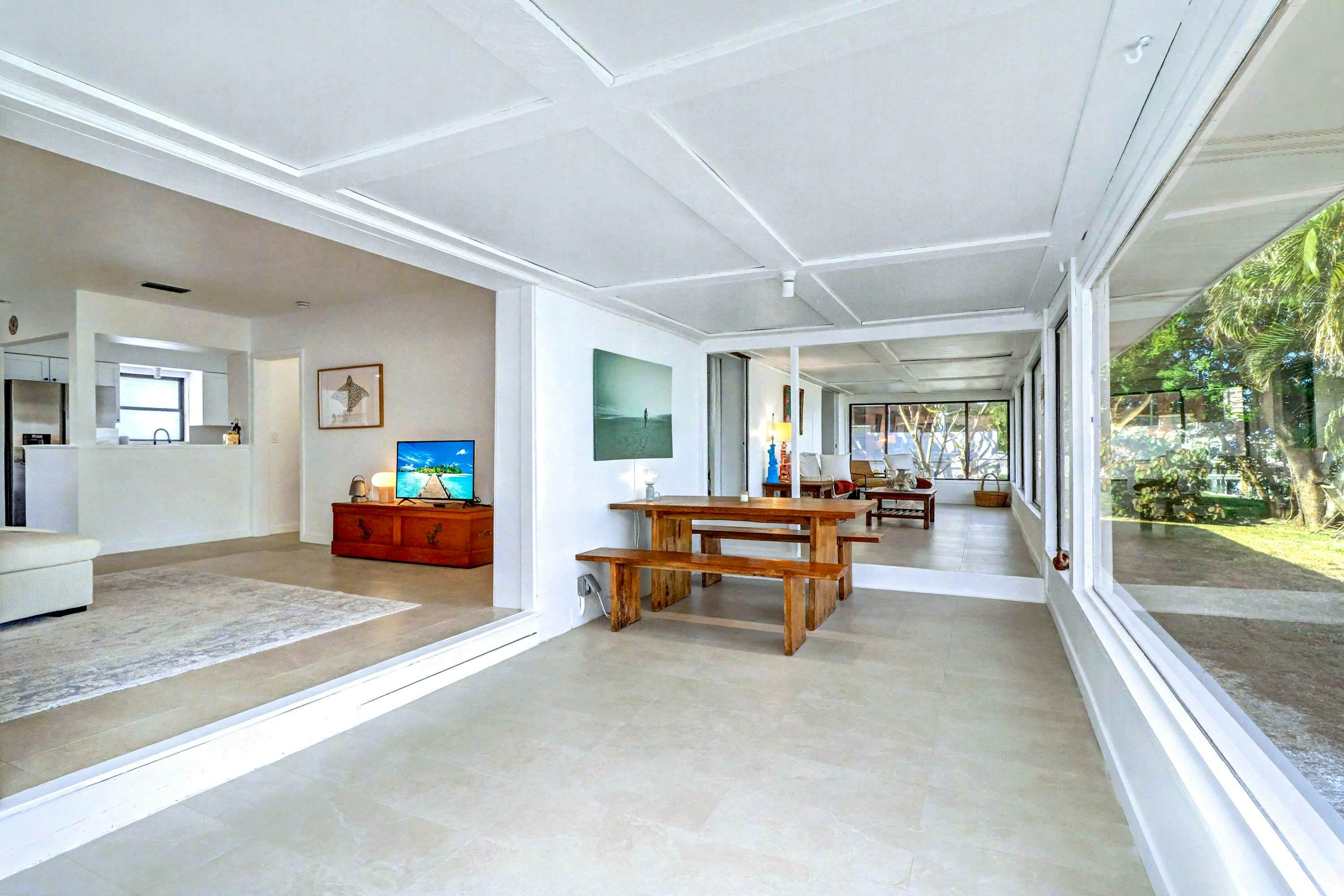 Waterfront home with deck, garden, WiFi & central AC - dog-friendly