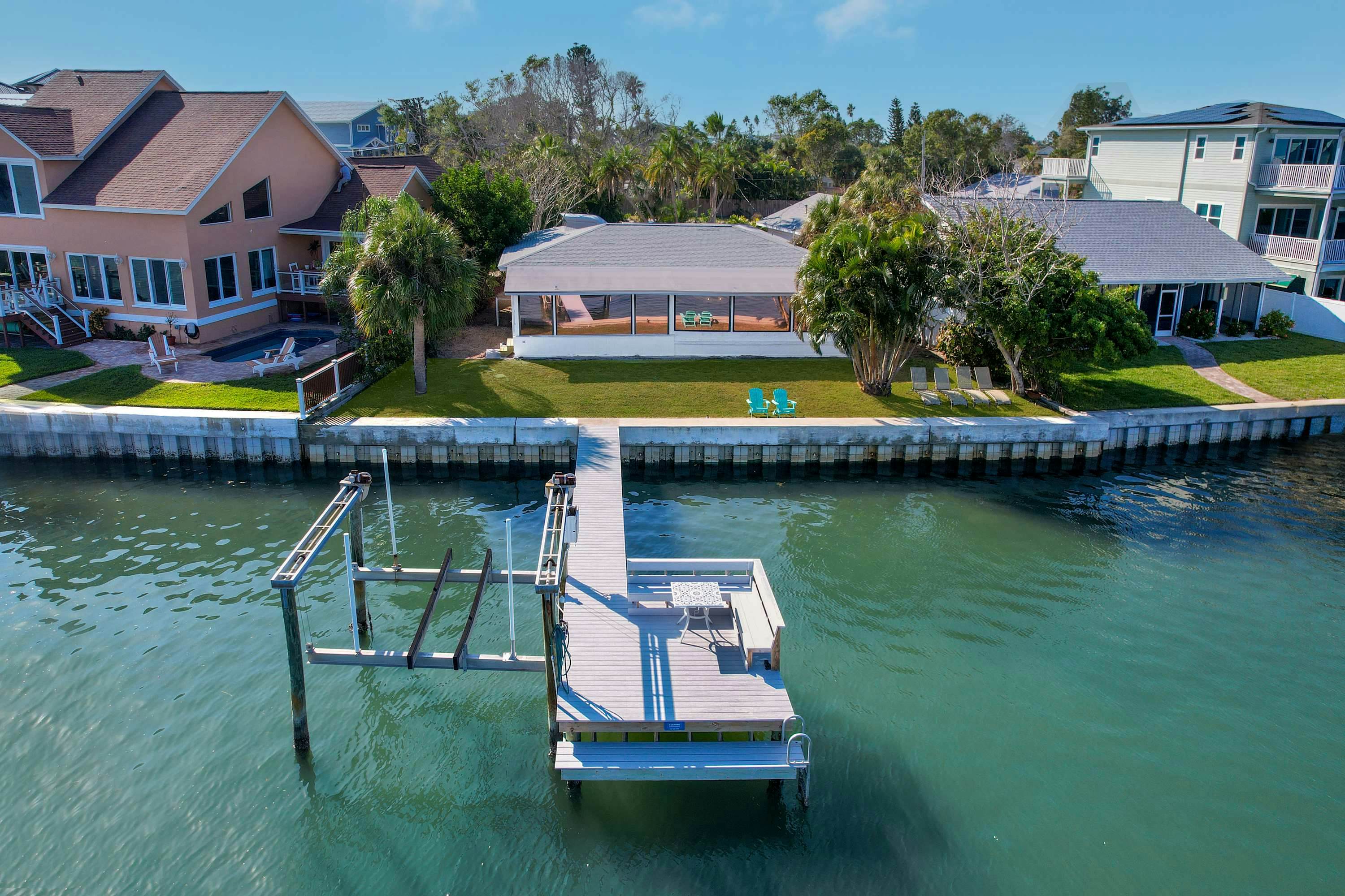 Waterfront home with deck, garden, WiFi & central AC - dog-friendly