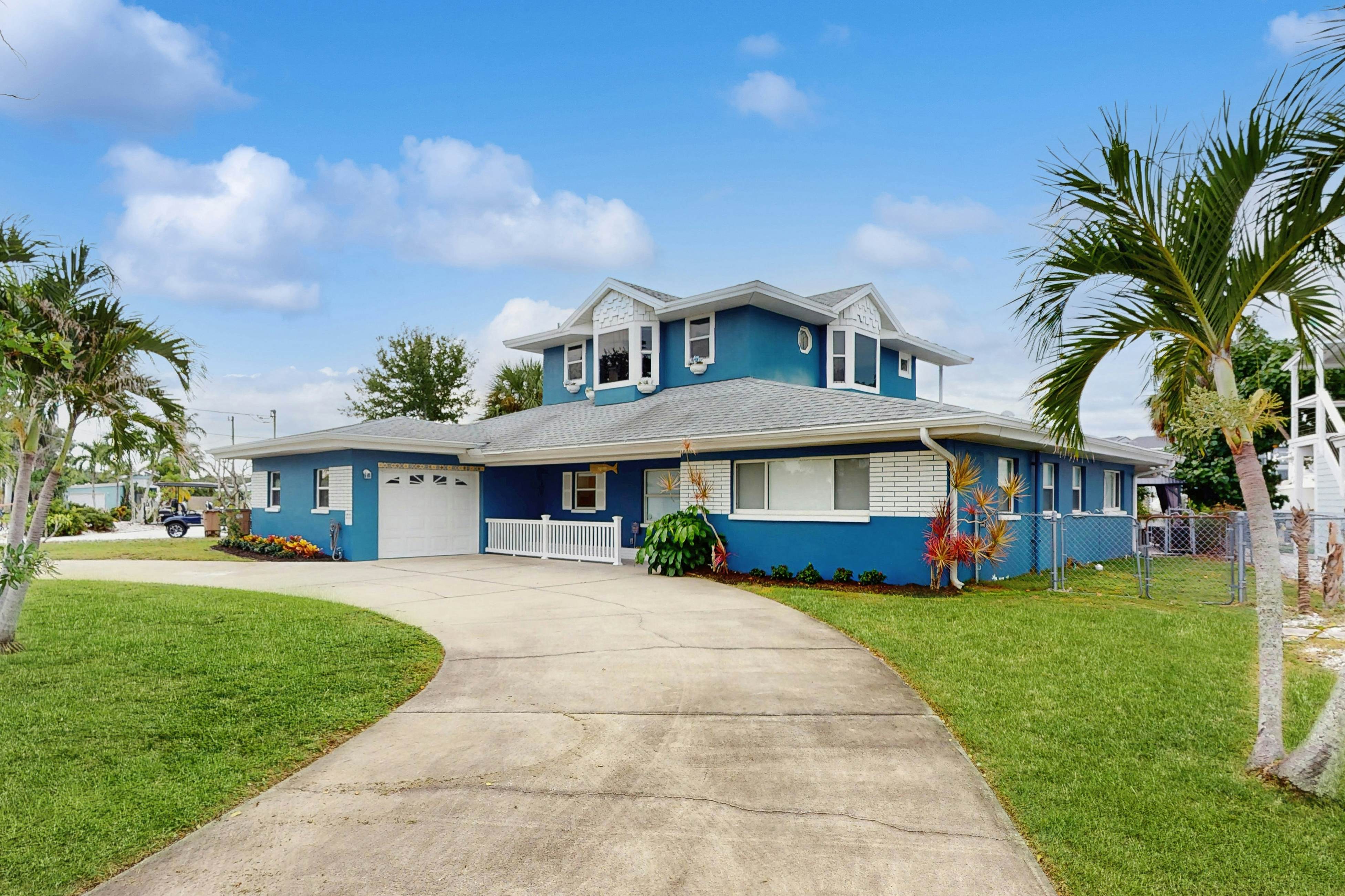 Waterfront home with private pool, deck & patio - 1/2 mile to the beach