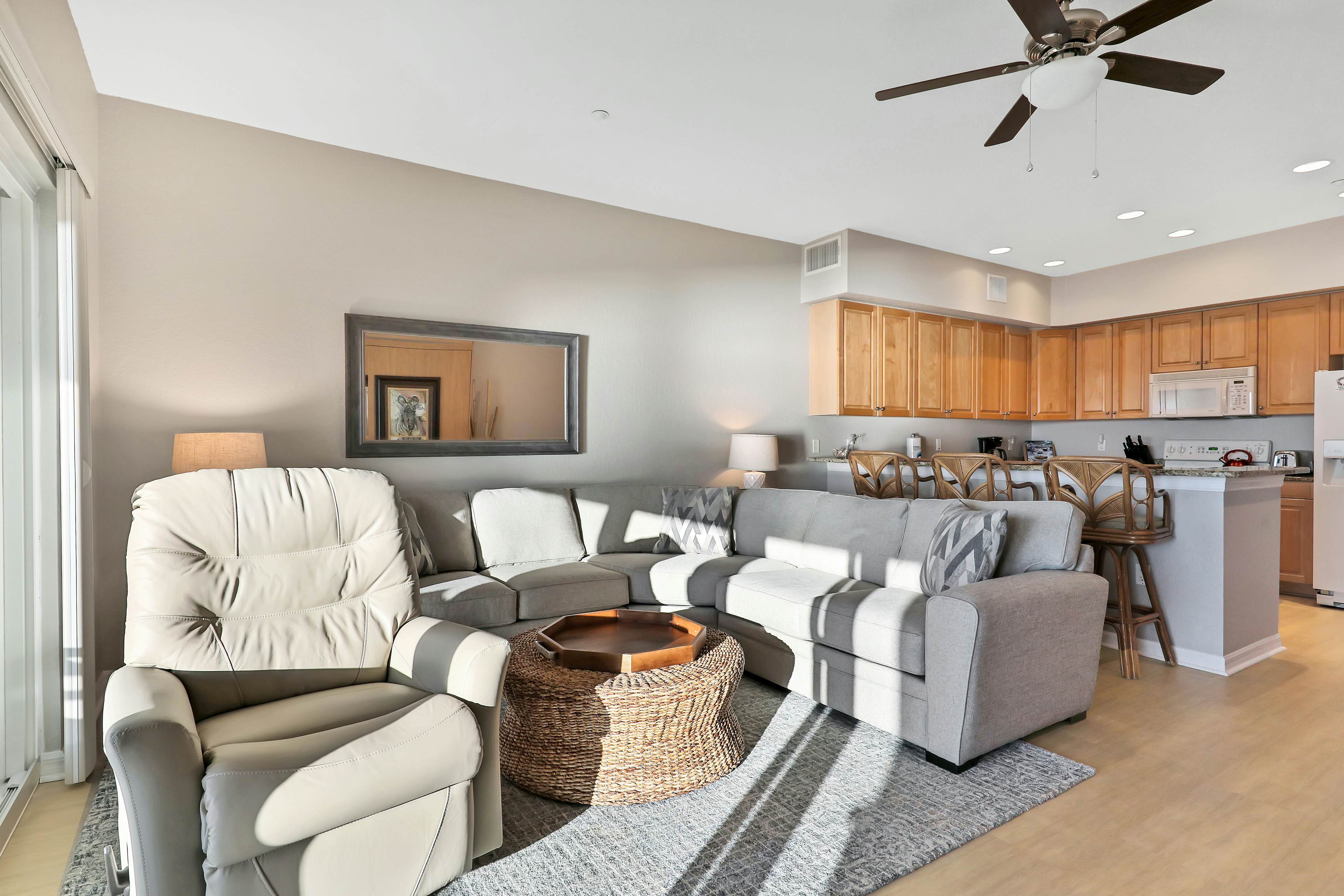 Beachfront condo with pool, hot tub & Gulf views from the balcony