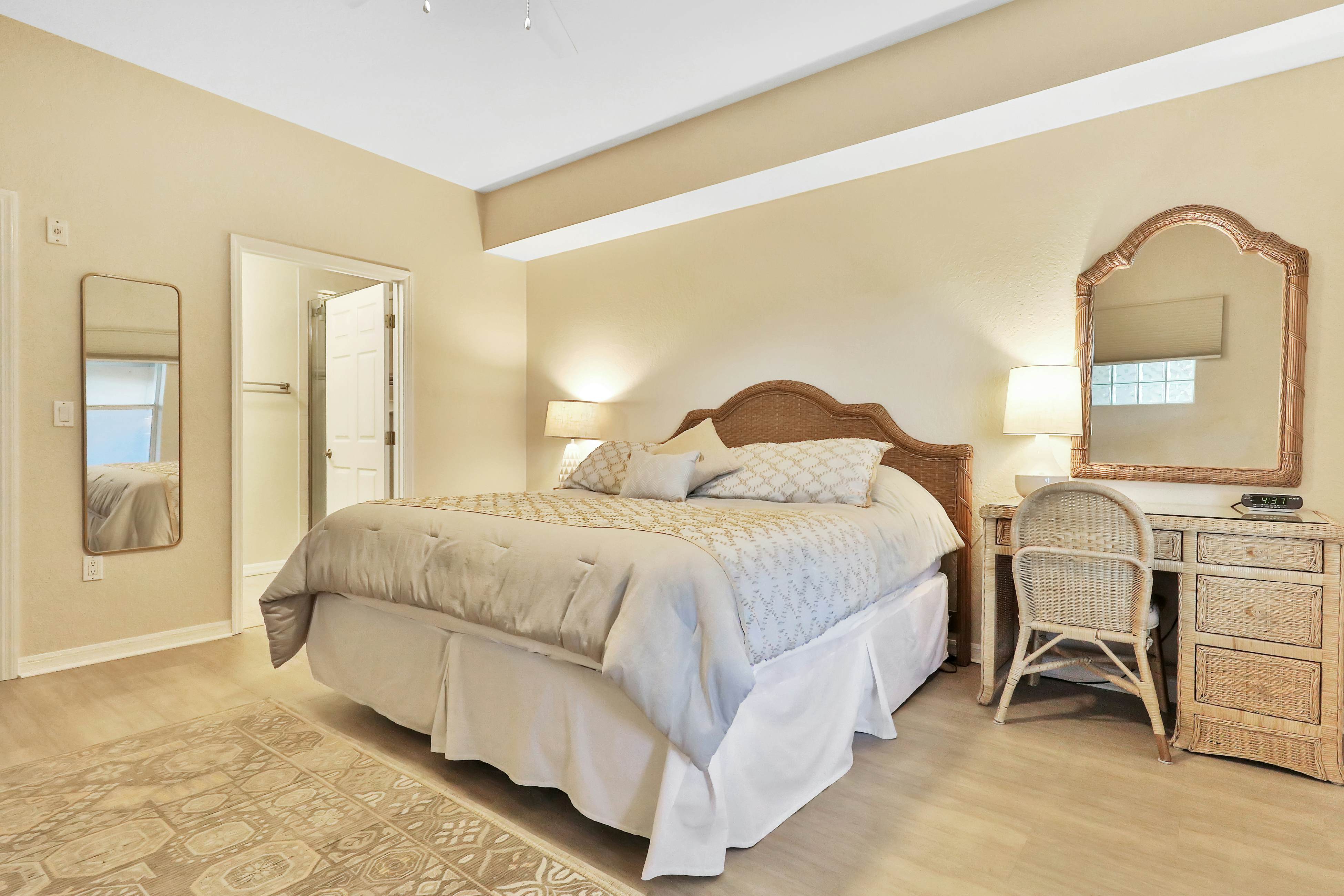 Beachfront condo with pool, hot tub & Gulf views from the balcony