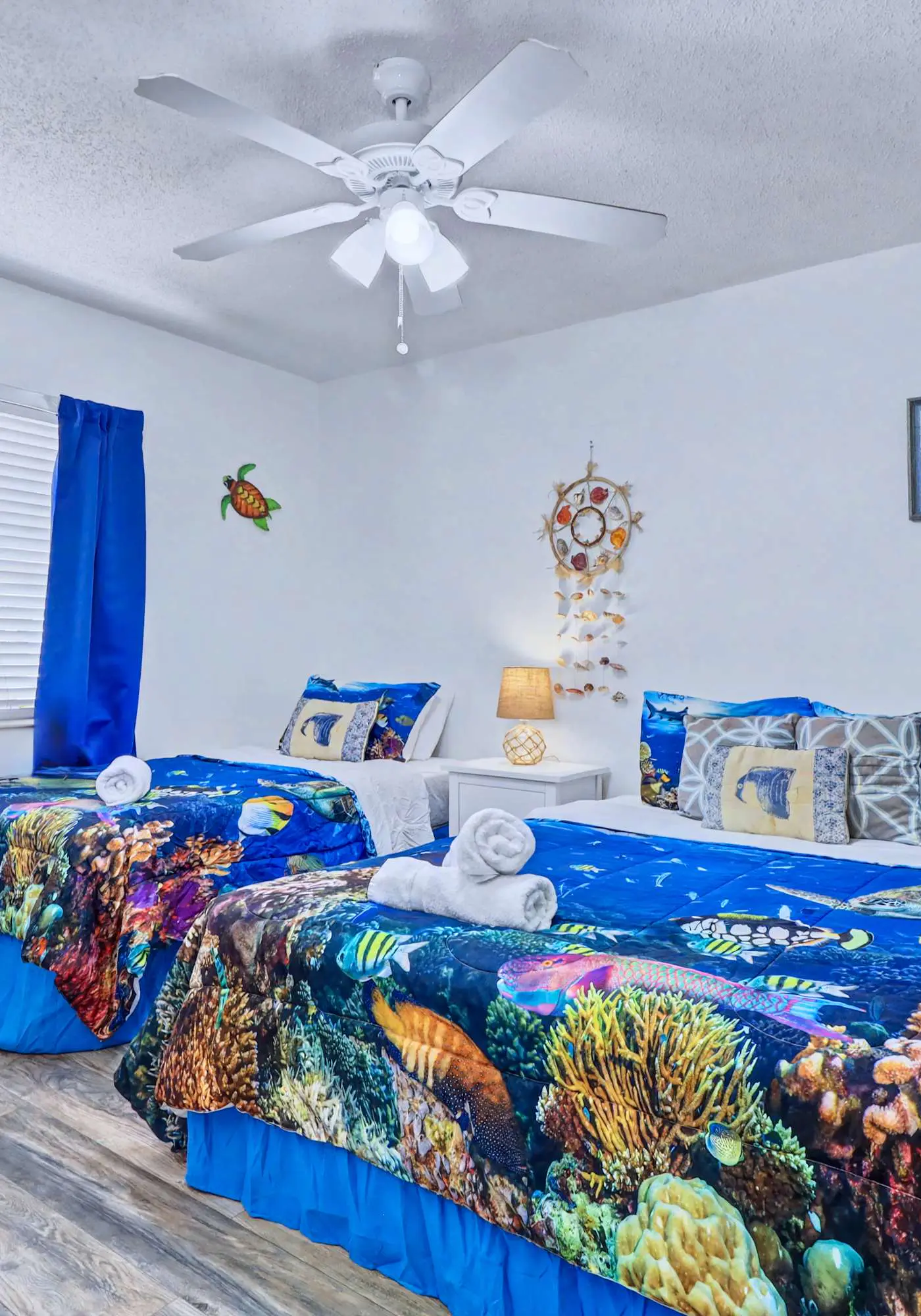 Waterfront condo with pool hot tub tennis and beach access