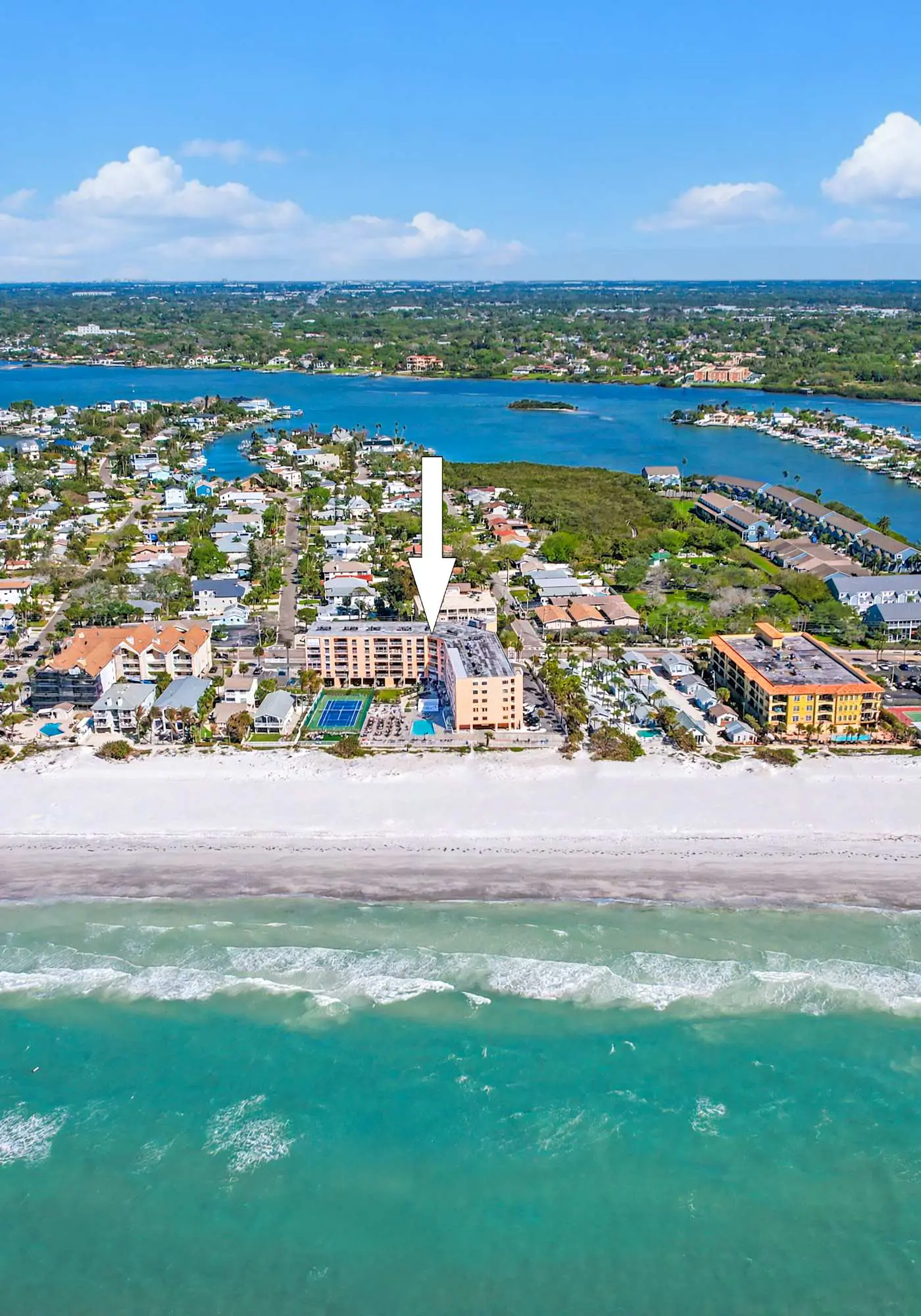 Waterfront condo with pool hot tub tennis and beach access