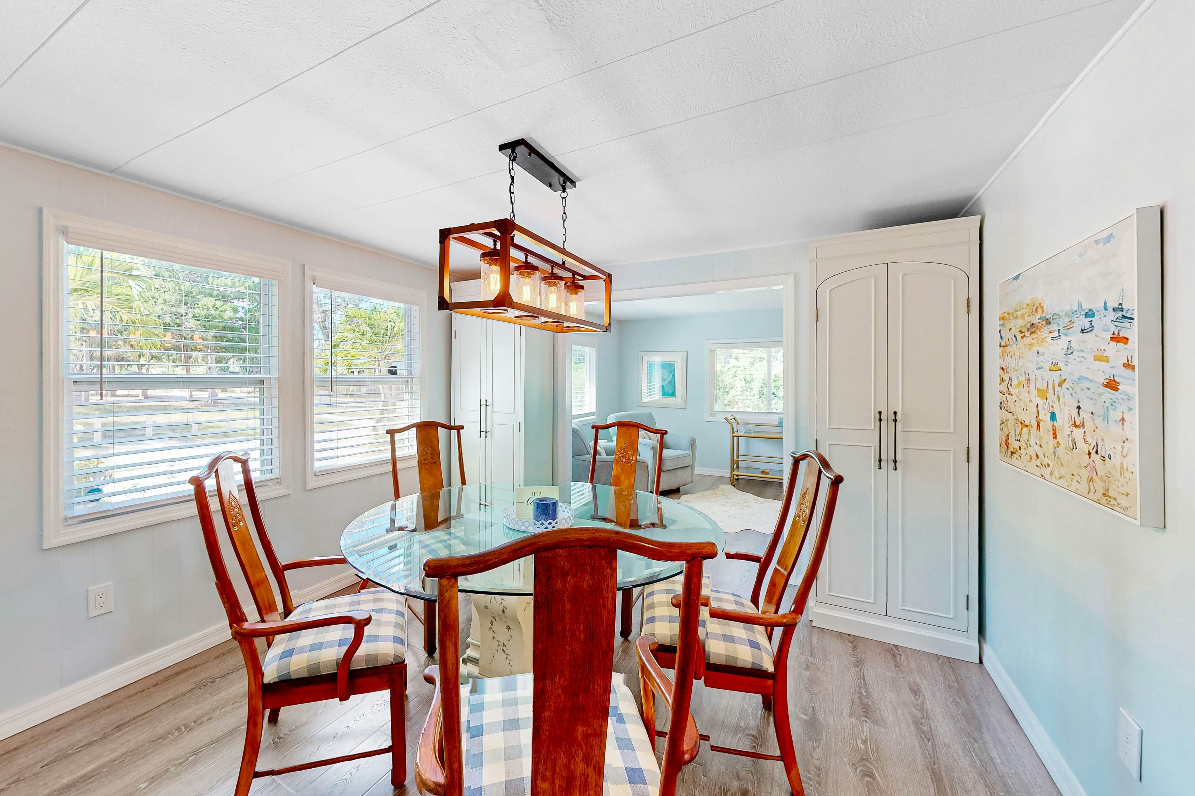 Charming, dog-friendly home with lanai & washer/dryer - near downtown, beach