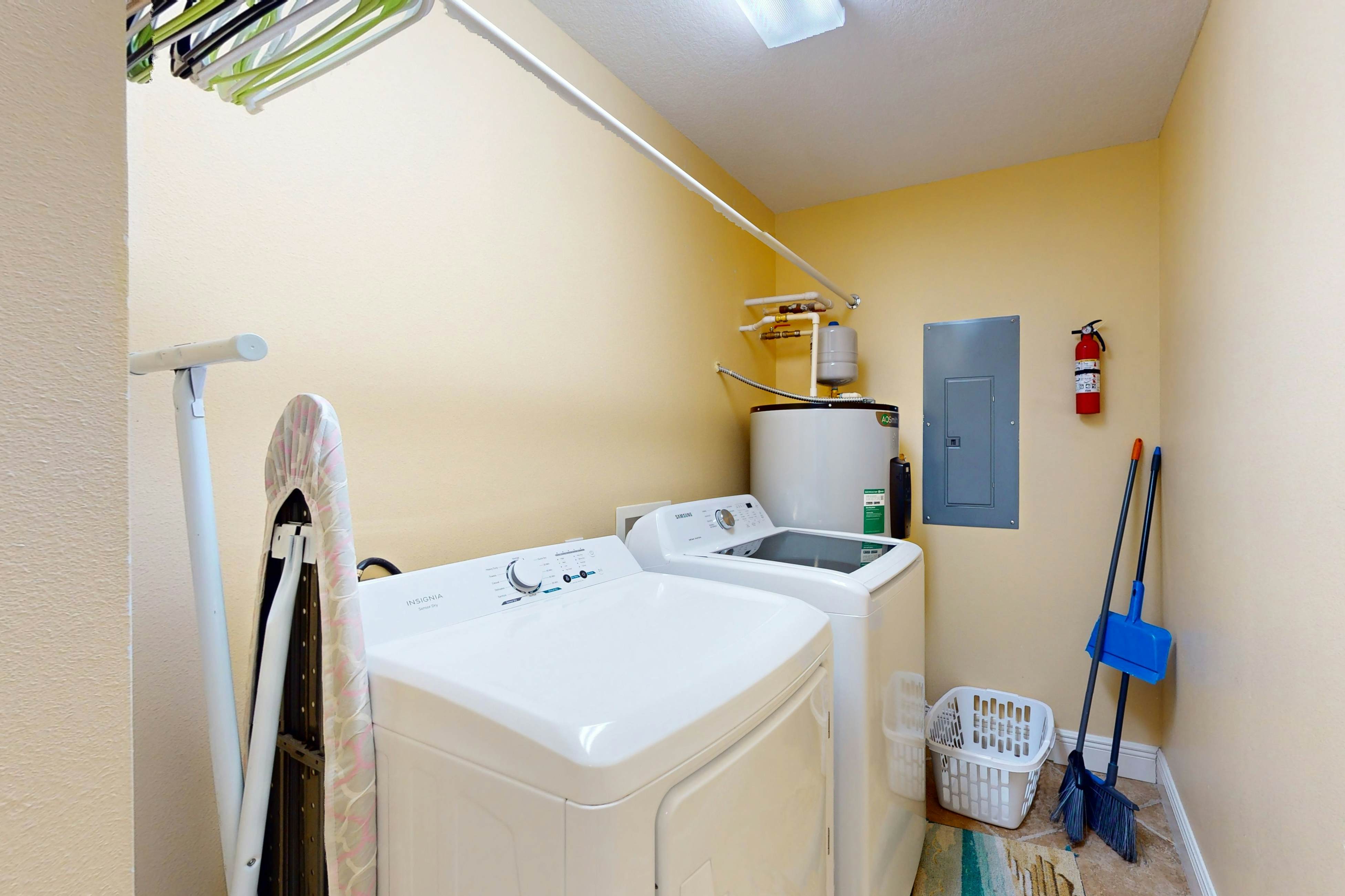 Waterfront condo in the heart of Clearwater Beach with balcony