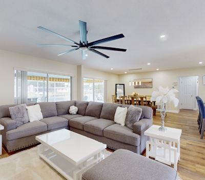 Canal front home with private pool dock grill canal views and WD