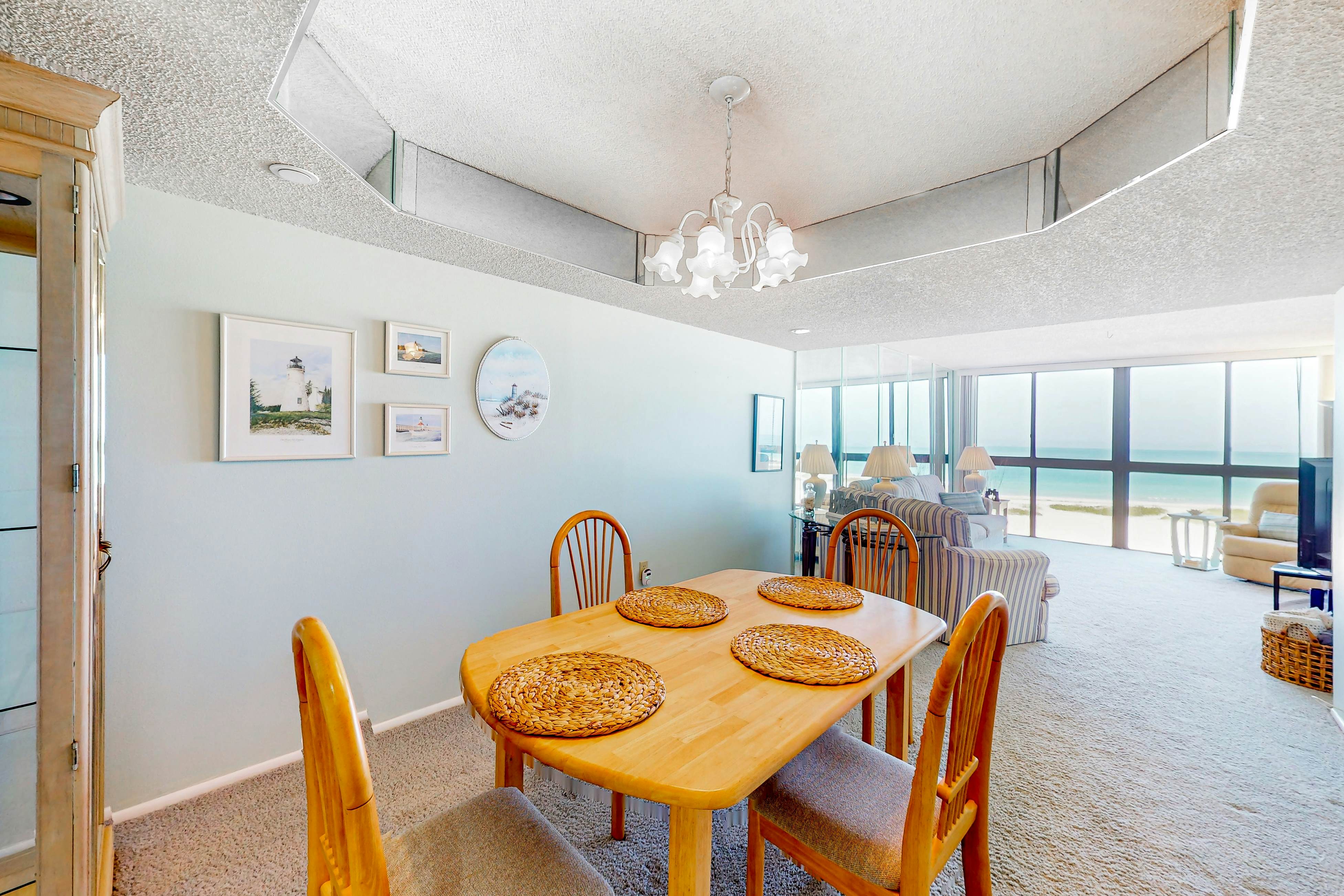 Peaceful Sand Key condo near beaches with hot tub, pool & stunning views
