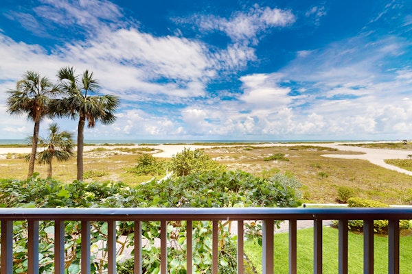 Lighthouse Towers 206 Condo on Gulf of Mexico with pool beach access tennis