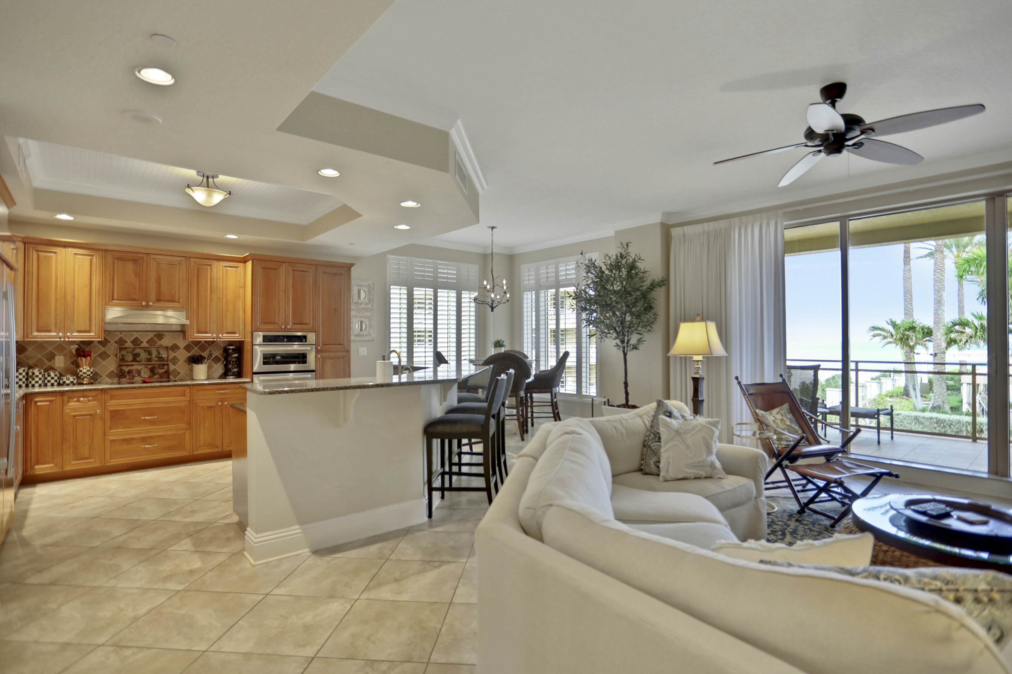 Stunning Gulf front views in full luxury Sandpearl Residences with pool, spa, WD