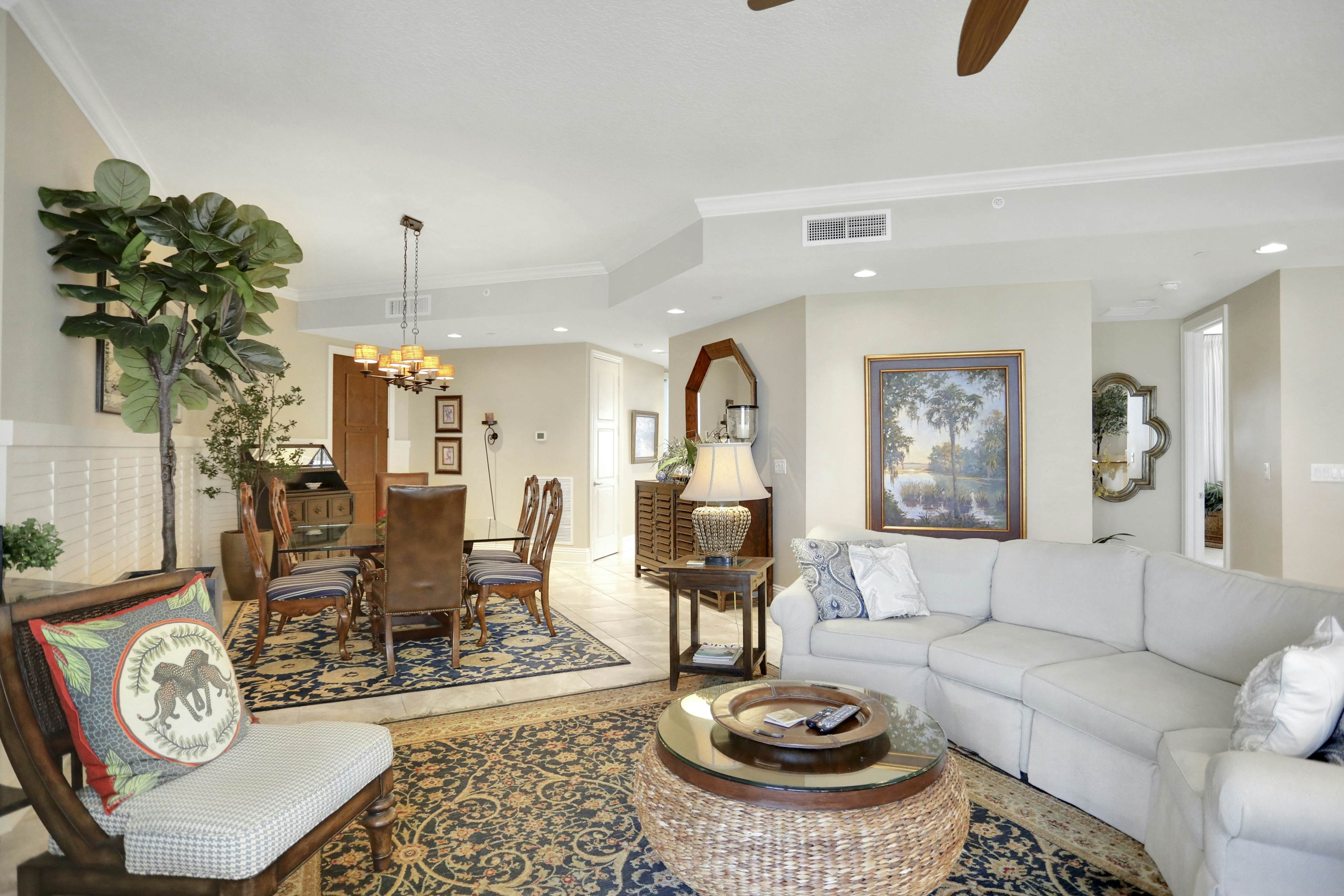 Stunning Gulf front views in full luxury Sandpearl Residences with pool, spa, WD