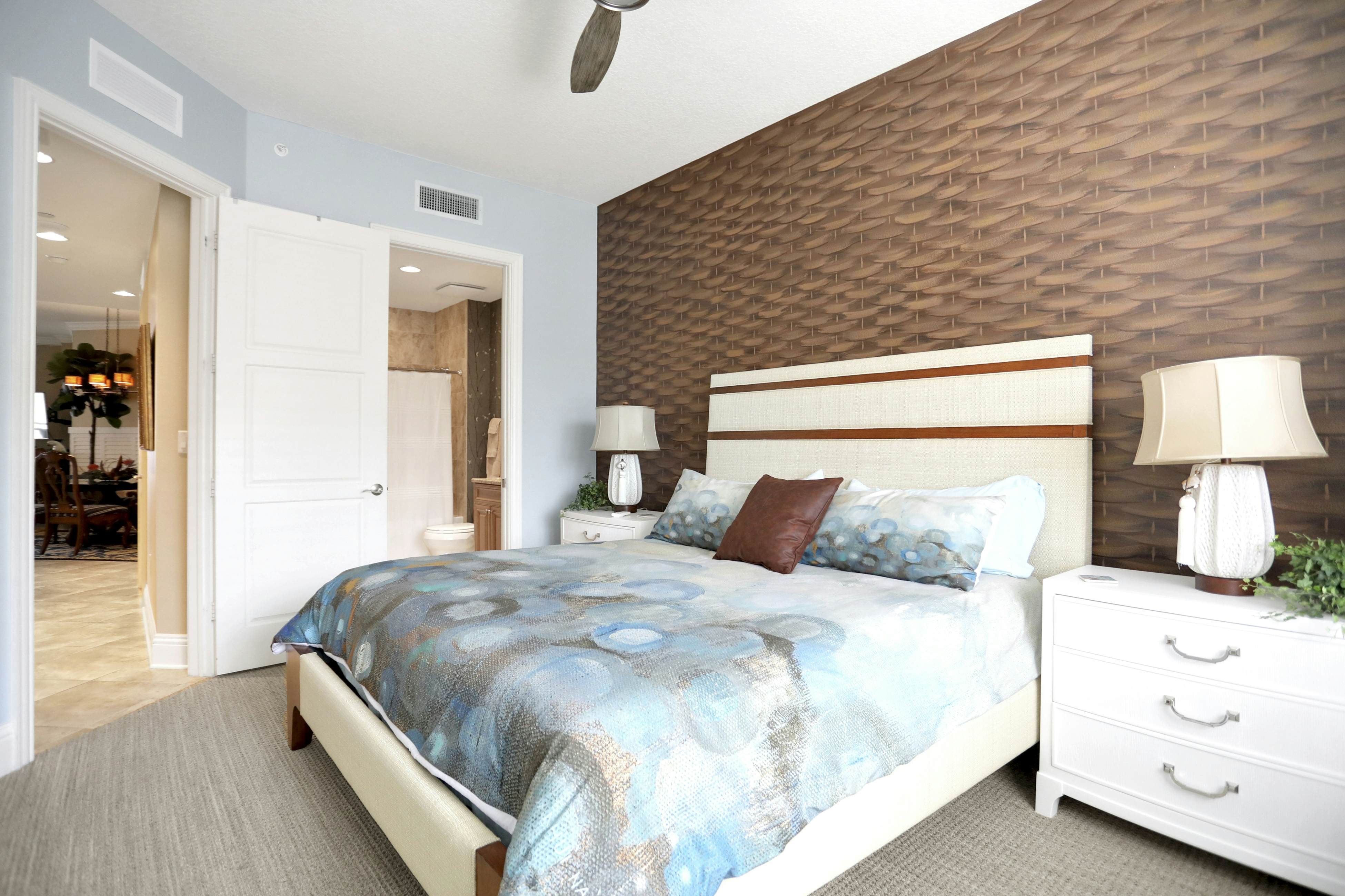 Stunning Gulf front views in full luxury Sandpearl Residences with pool, spa, WD