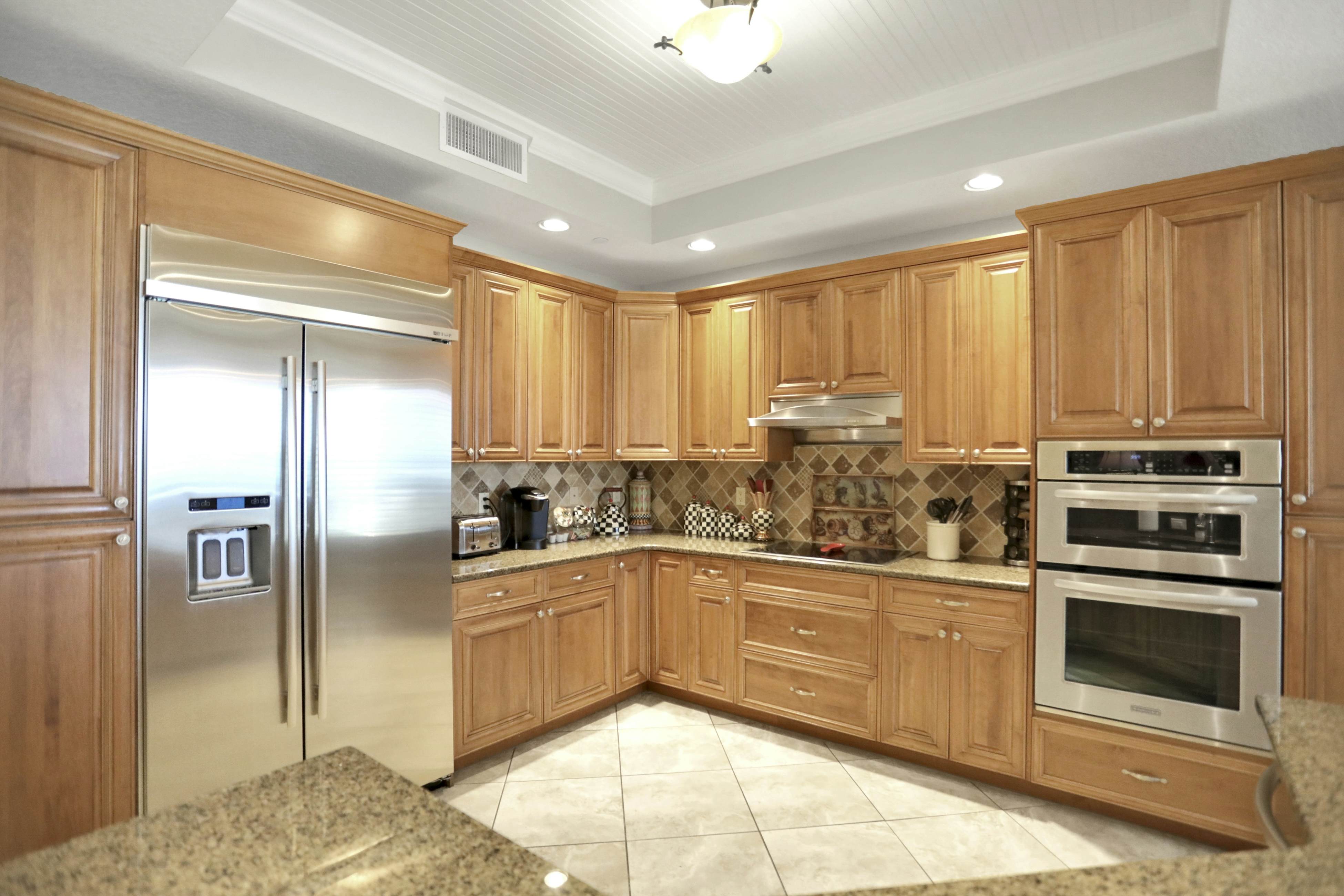 Stunning Gulf front views in full luxury Sandpearl Residences with pool, spa, WD