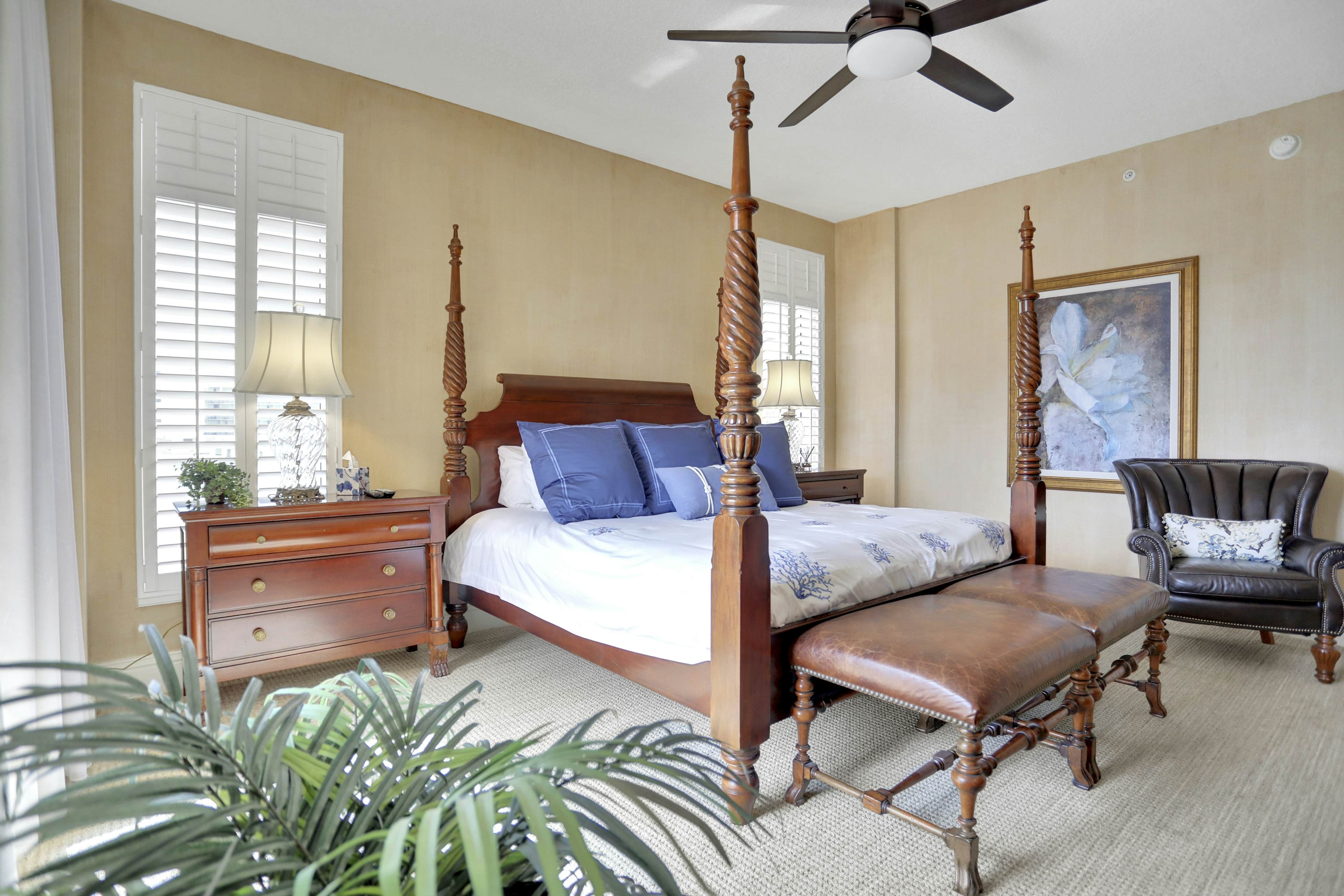 Stunning Gulf front views in full luxury Sandpearl Residences with pool, spa, WD